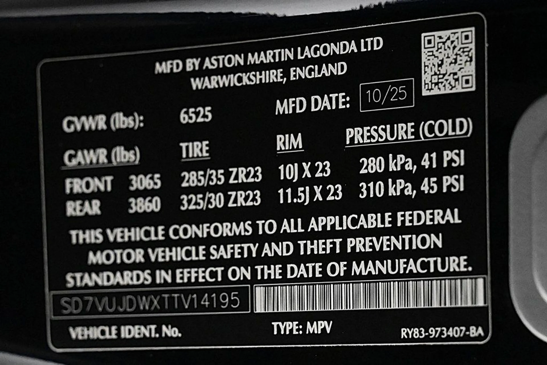 mph028_1383699537_new_2026_aston_martin_dbx_707awd_11350_22964194_28_1024_440af1404d
