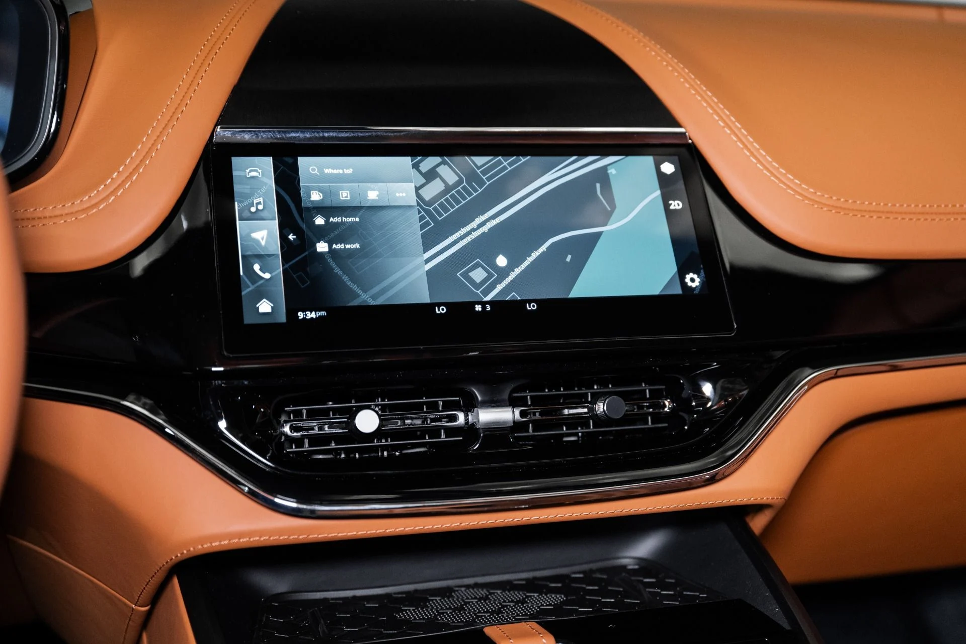 mph028_138464471_New_2026_ASTON_MARTIN_DBX_707_1759283914_2be9a41e9c