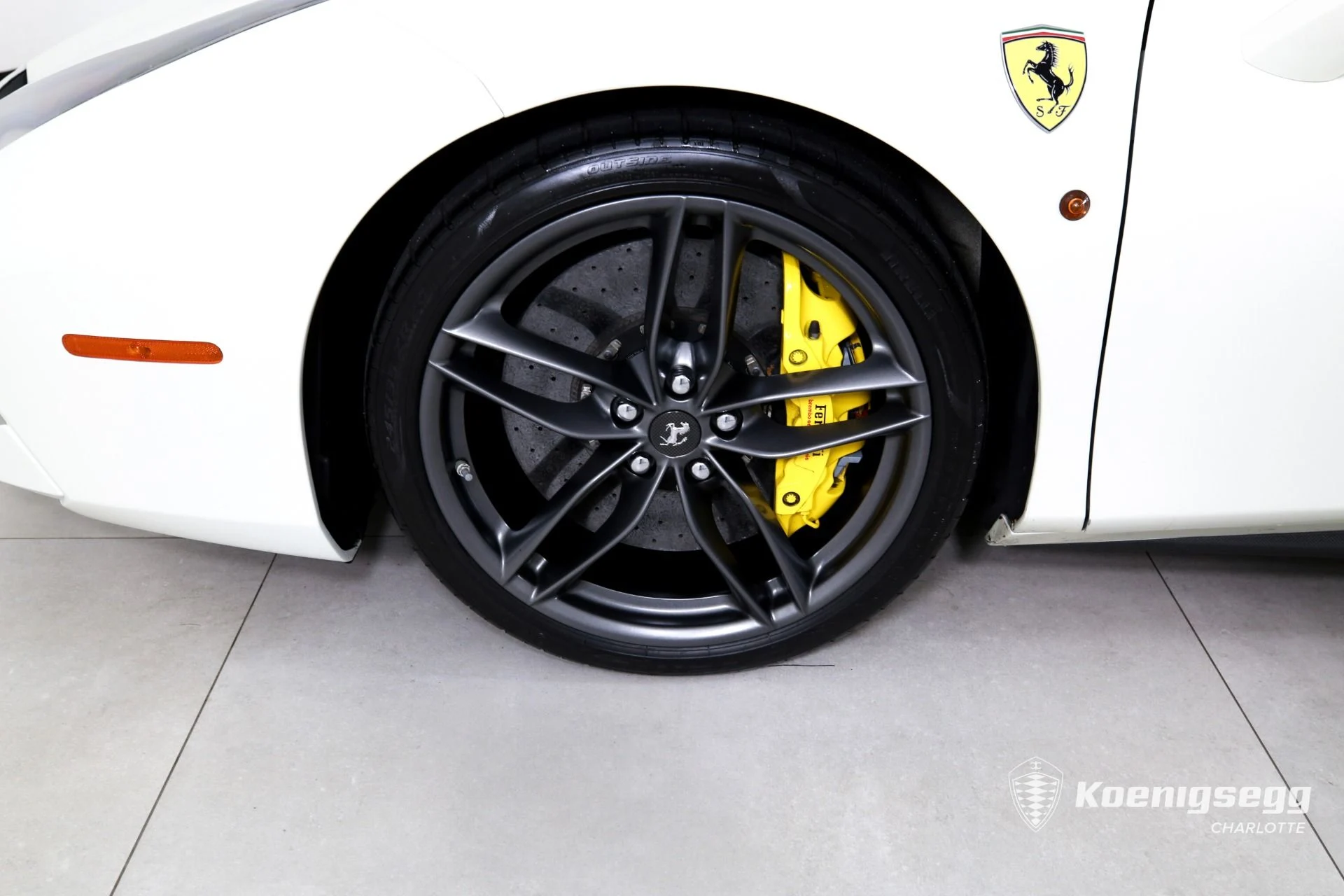 mph028_1404643696_Used_2018_Ferrari_488_Spider_1782838554_7550d9ef6c
