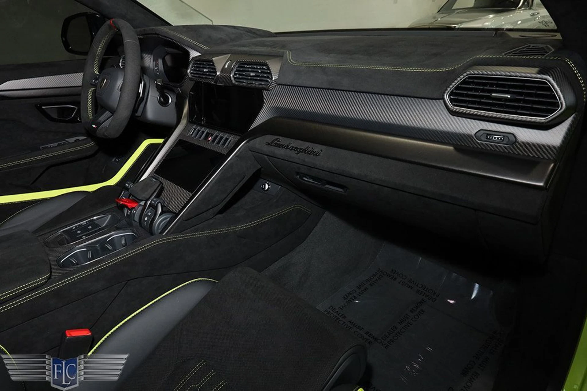mph028_1411582126_used_2024_lamborghini_urus_performanteawd_9689_22932992_29_1024_1d33343cf3