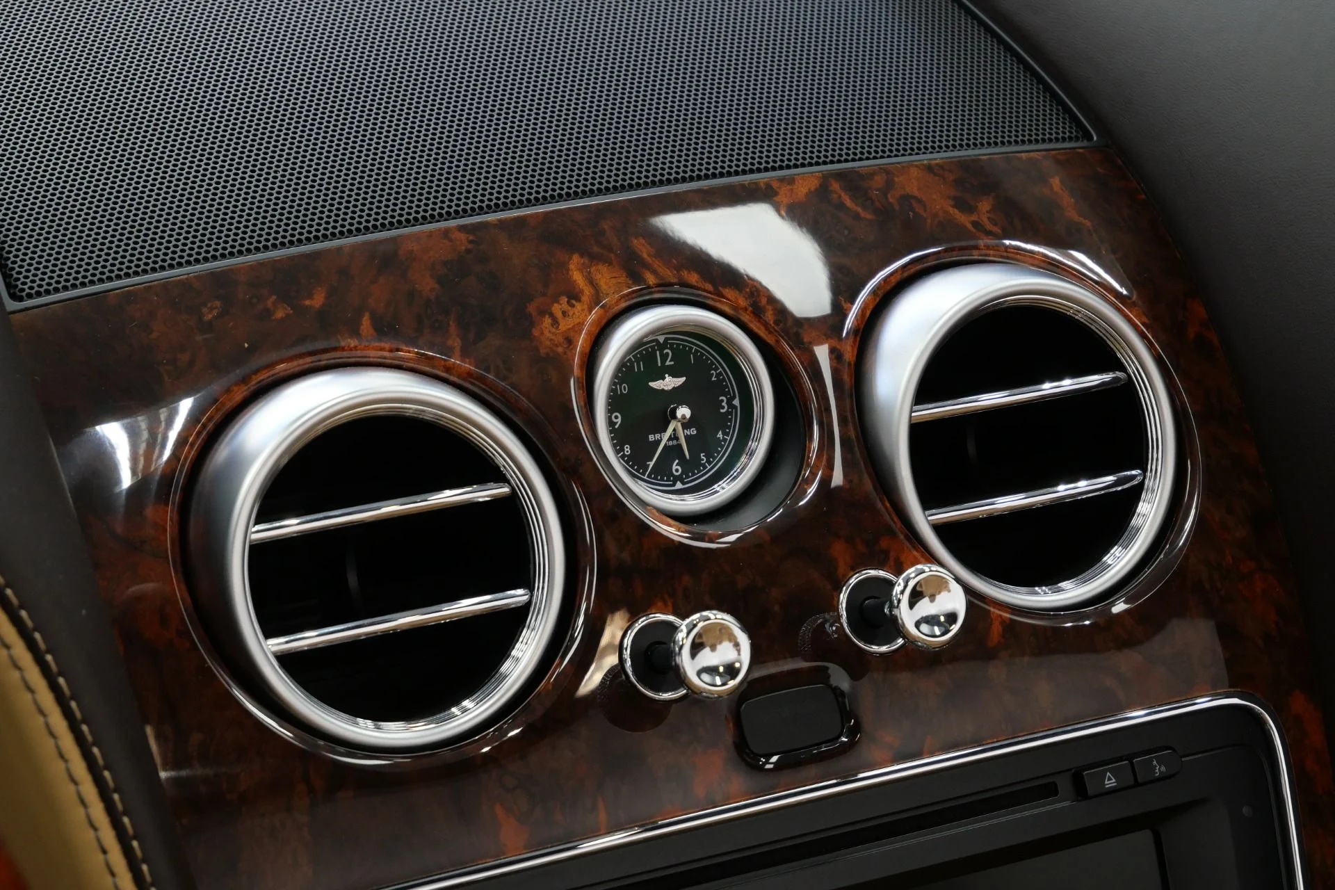 mph028_1411845315_Used_2018_Bentley_Continental_GTC_W12_Extended_Burl_Veneers_Low_Miles_1781289953_b8703c6cc4