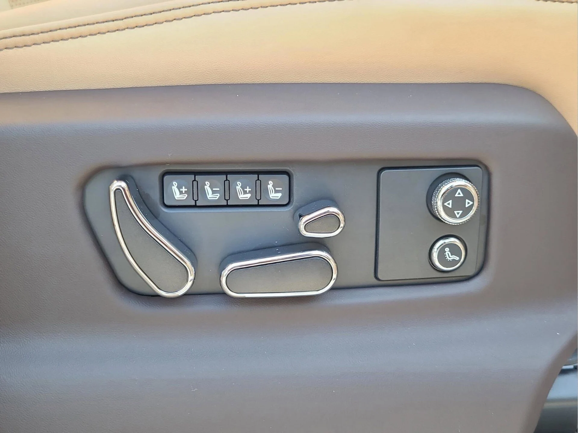 mph028_1426175084_b8bf476fd65f7ce6a26b75927b4413e0x_c85f5b8ef3