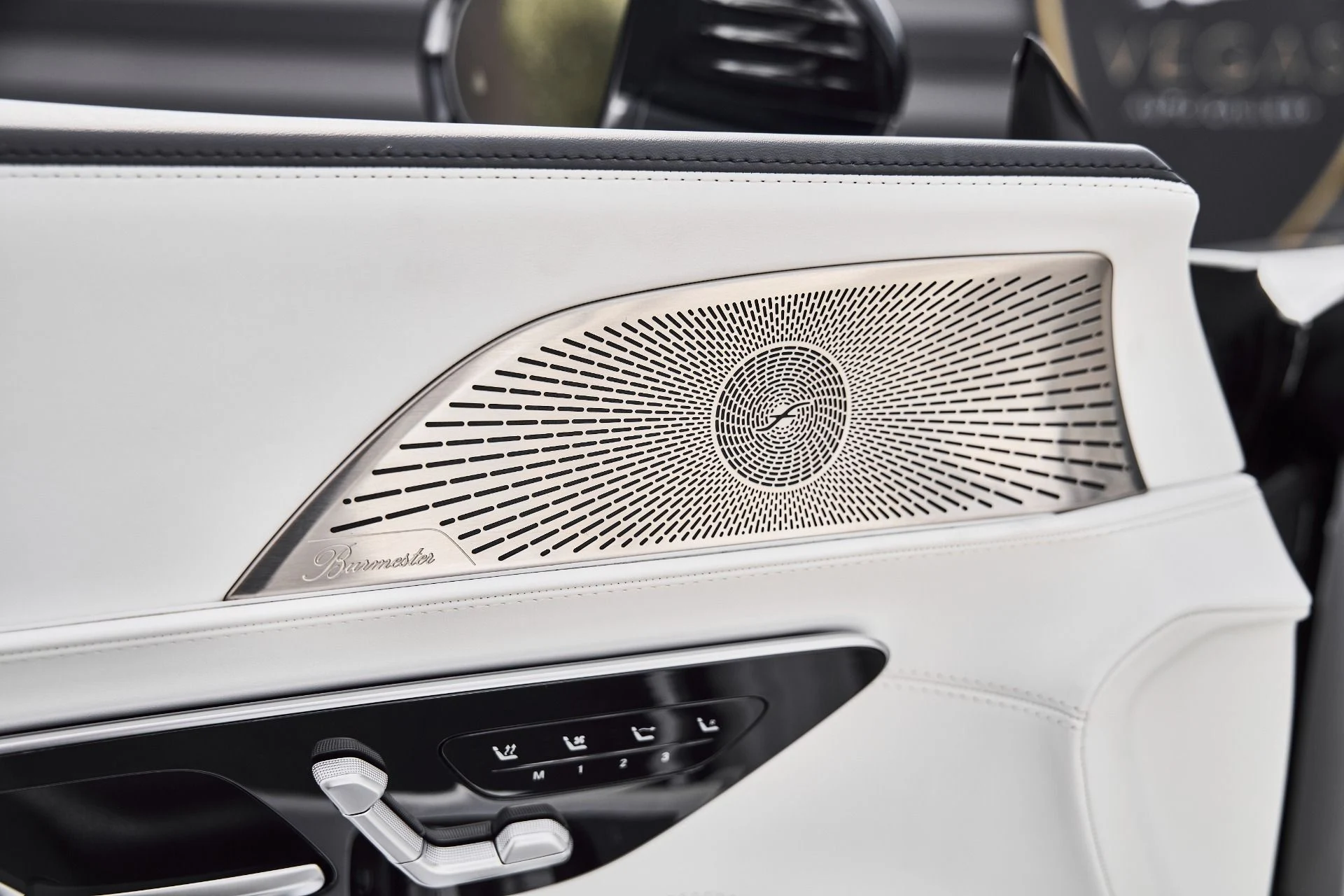 mph028_1437909405_Used_2026_Mercedes_Benz_SL_Class_Maybach_SL_680_1777159940_91c7d6d604