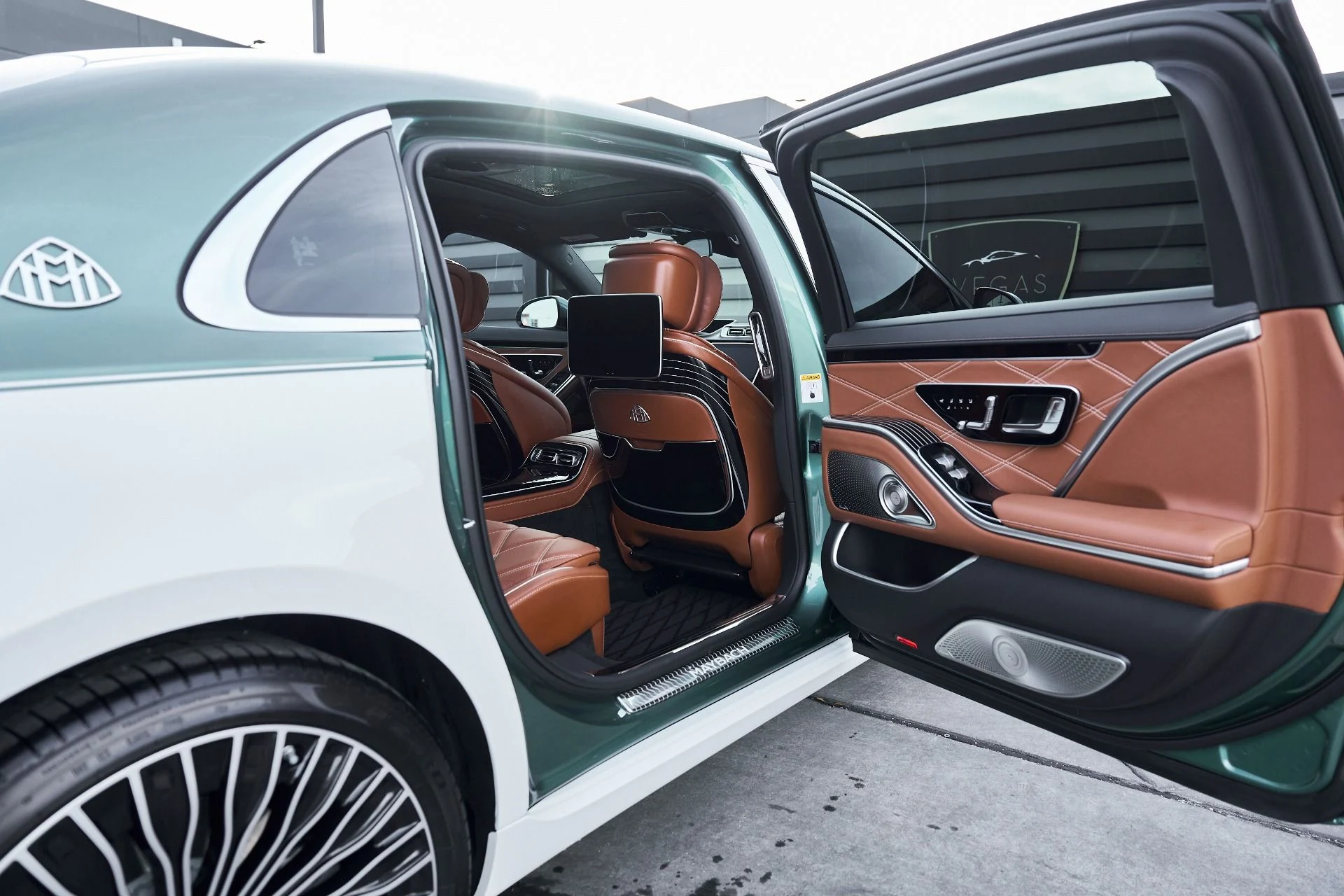 mph028_1444853176_Used_2026_Mercedes_Benz_S_Class_Maybach_S_680_1769716661_91217ce156