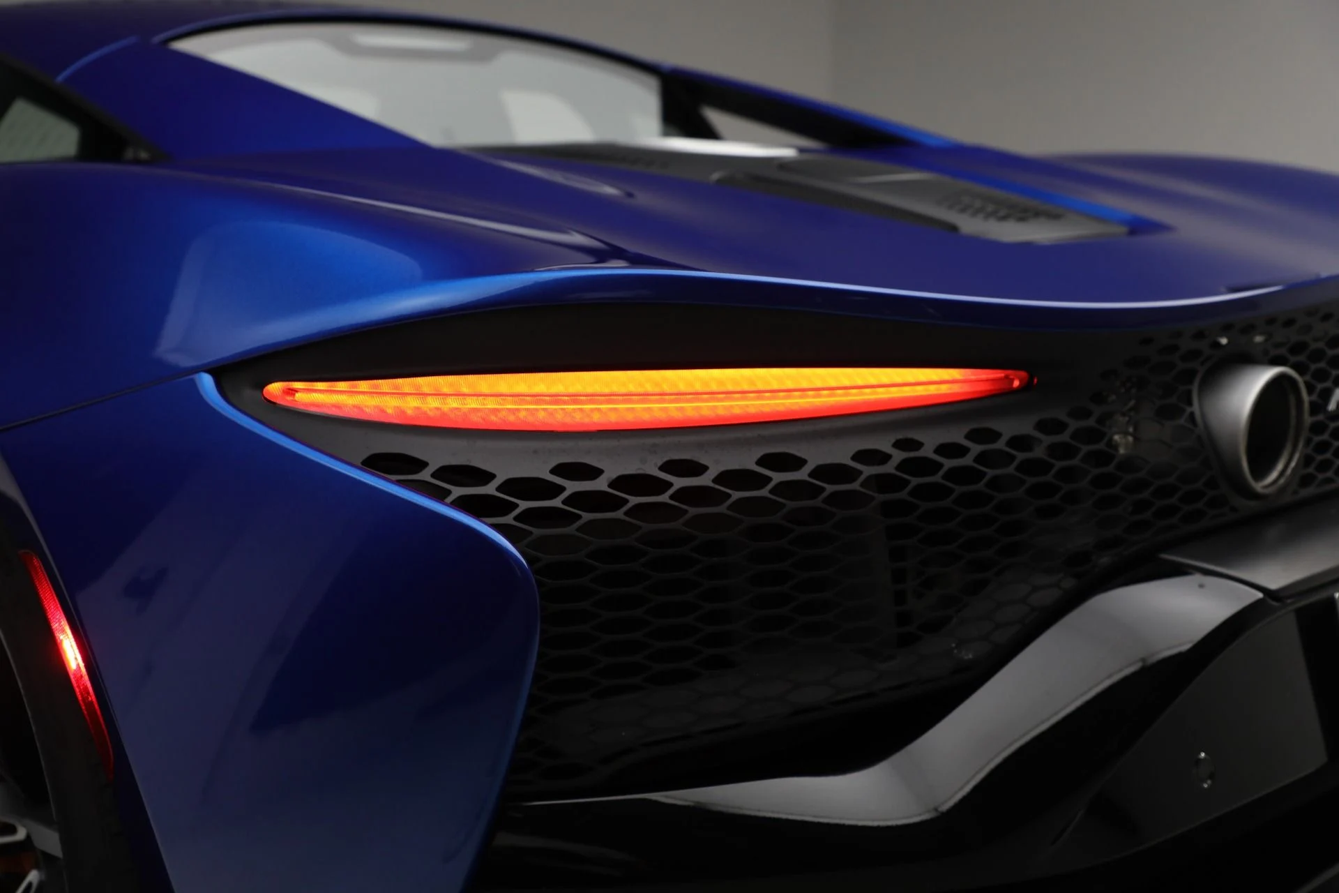 mph028_1454047881_Used_2024_Mc_Laren_Artura_Vision_f0700e3fc5