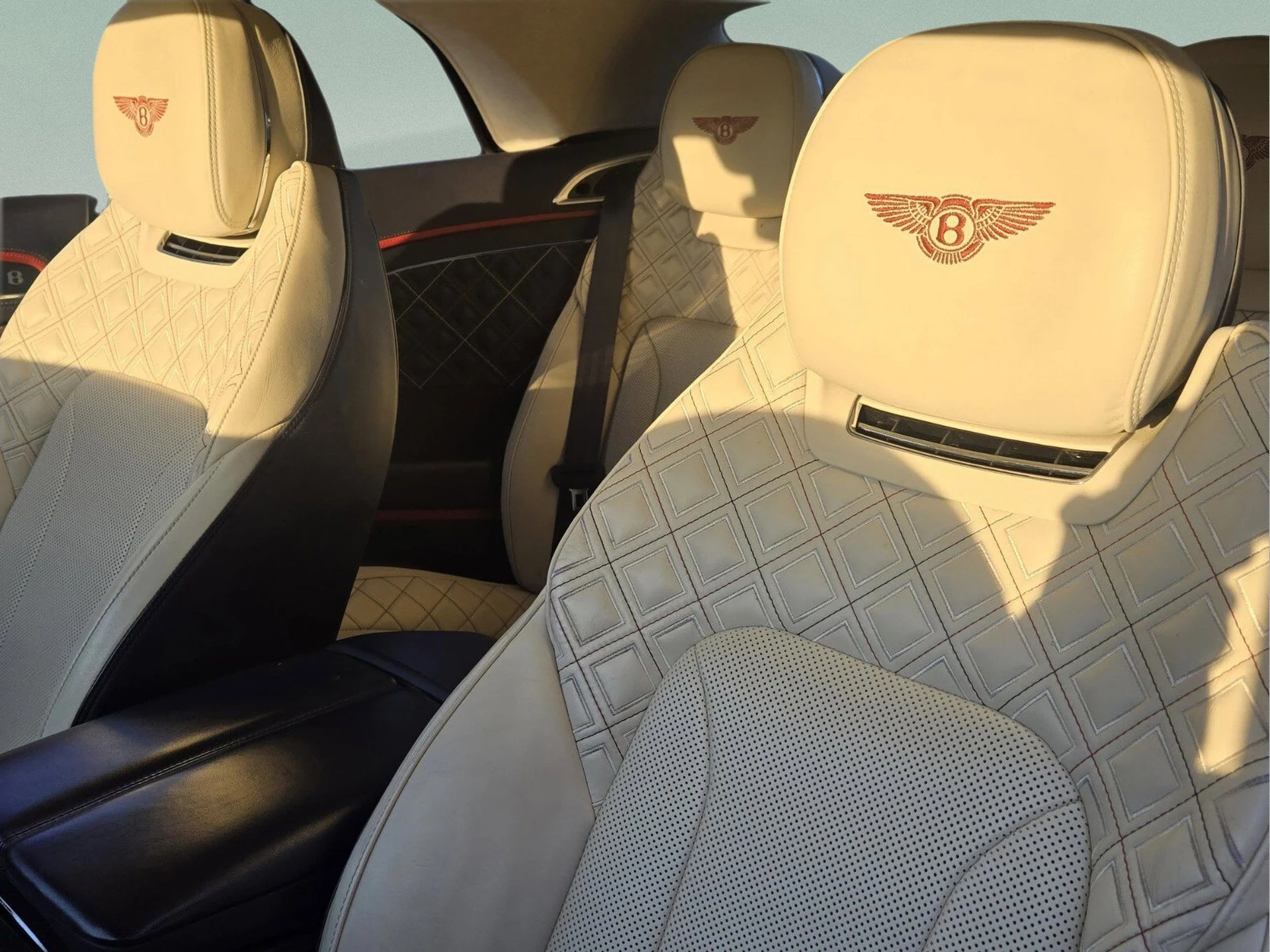 mph028_1464197355_89782f15421f894e029536f6eec8932ax_3f29b7ae5e