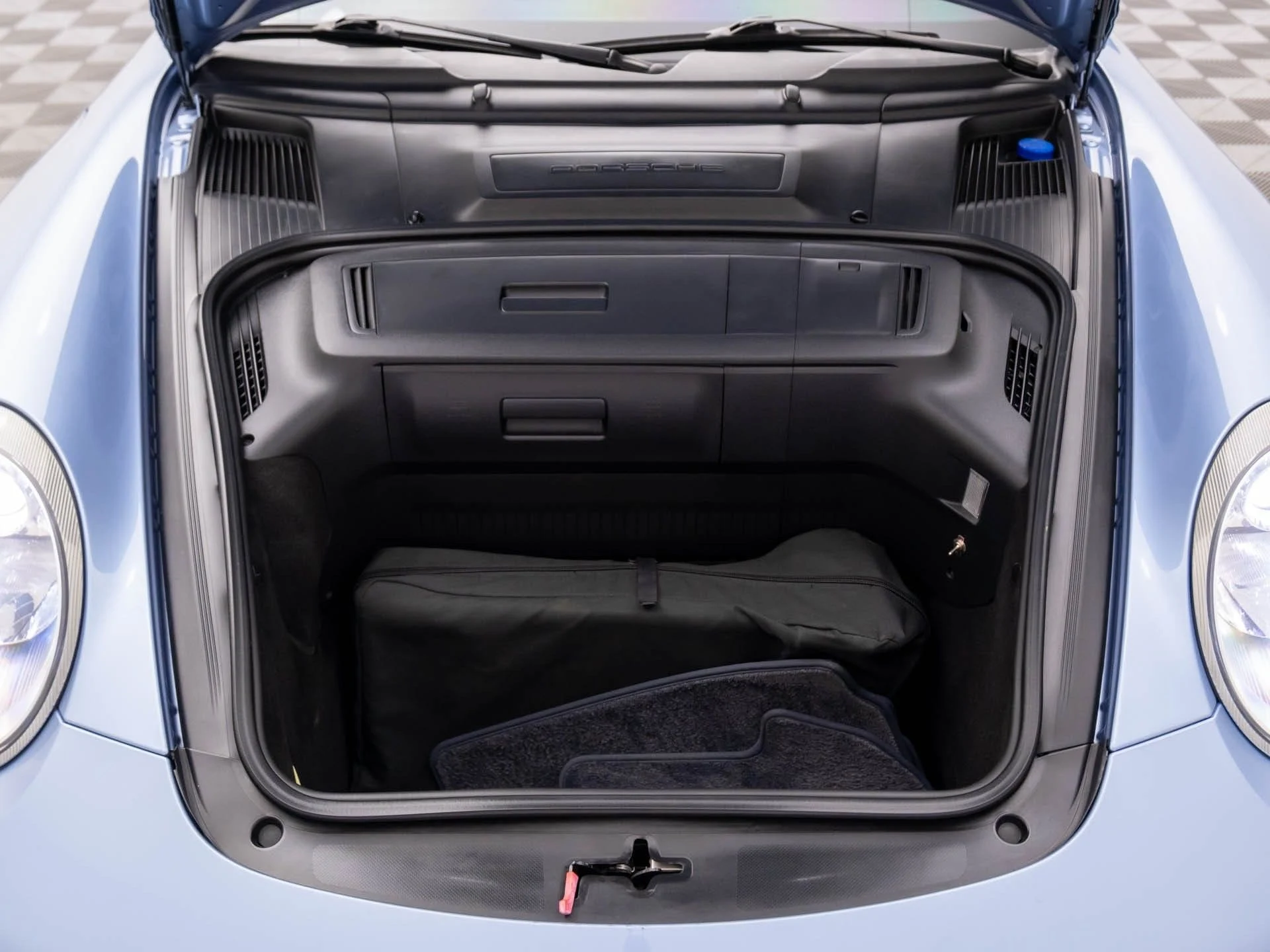 mph028_1465252640_11ac8221886ac2a7d637ef666c7c0a66x_040ea49647