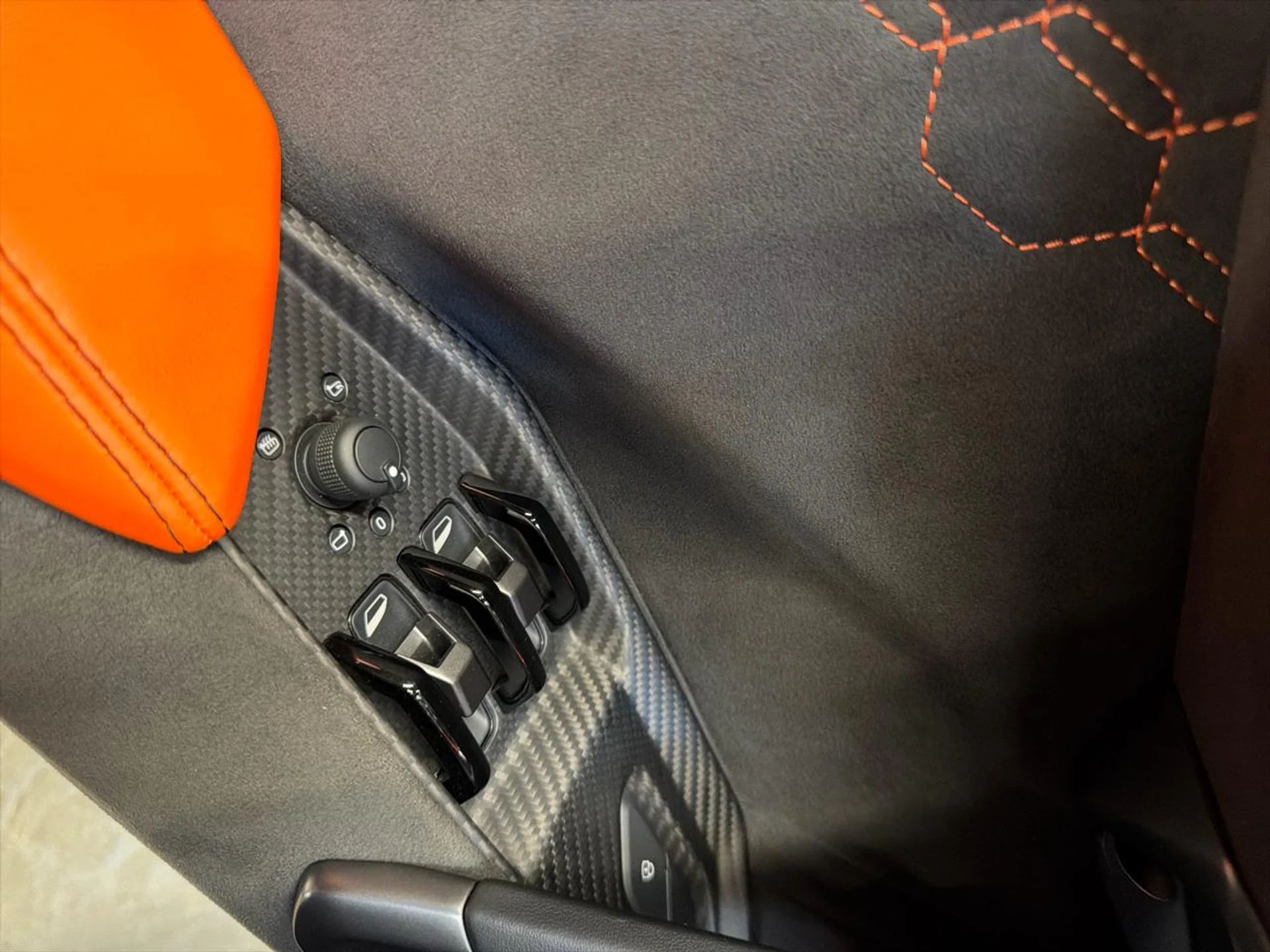 mph028_1472414848_639106451916256031_57377155cd