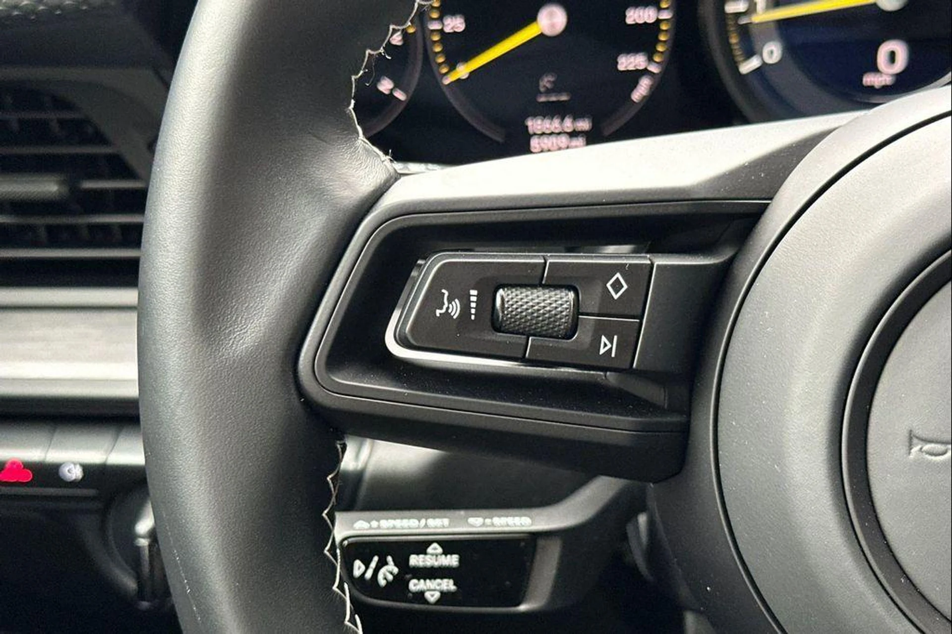 mph028_1478373097_ujkzum_Yw1_GS_9l_L0h_Lchollth_Ns_Q_93ed42b1d8