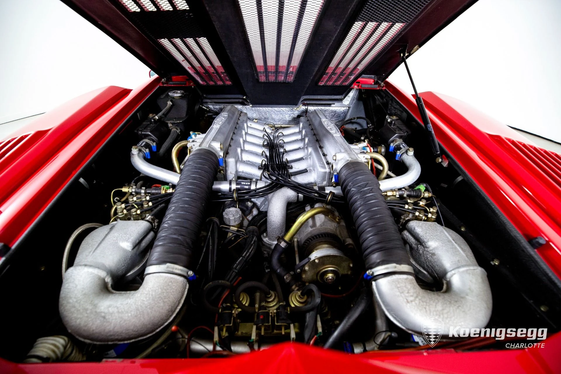 mph028_1482201172_Used_1989_Lamborghini_COUNTACH_25_TH_Anniversary_Edition_1774639915_7dff0e2e98