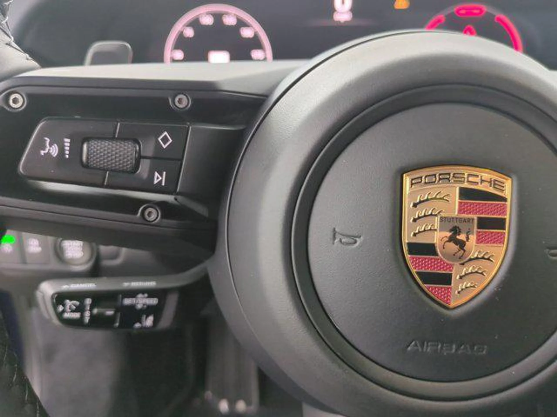 mph028_1485483402_fo_Yqy_B_Kp_NDEQZM_2_K_Os_MR_Zl_Pk_Q_3f5b998e55