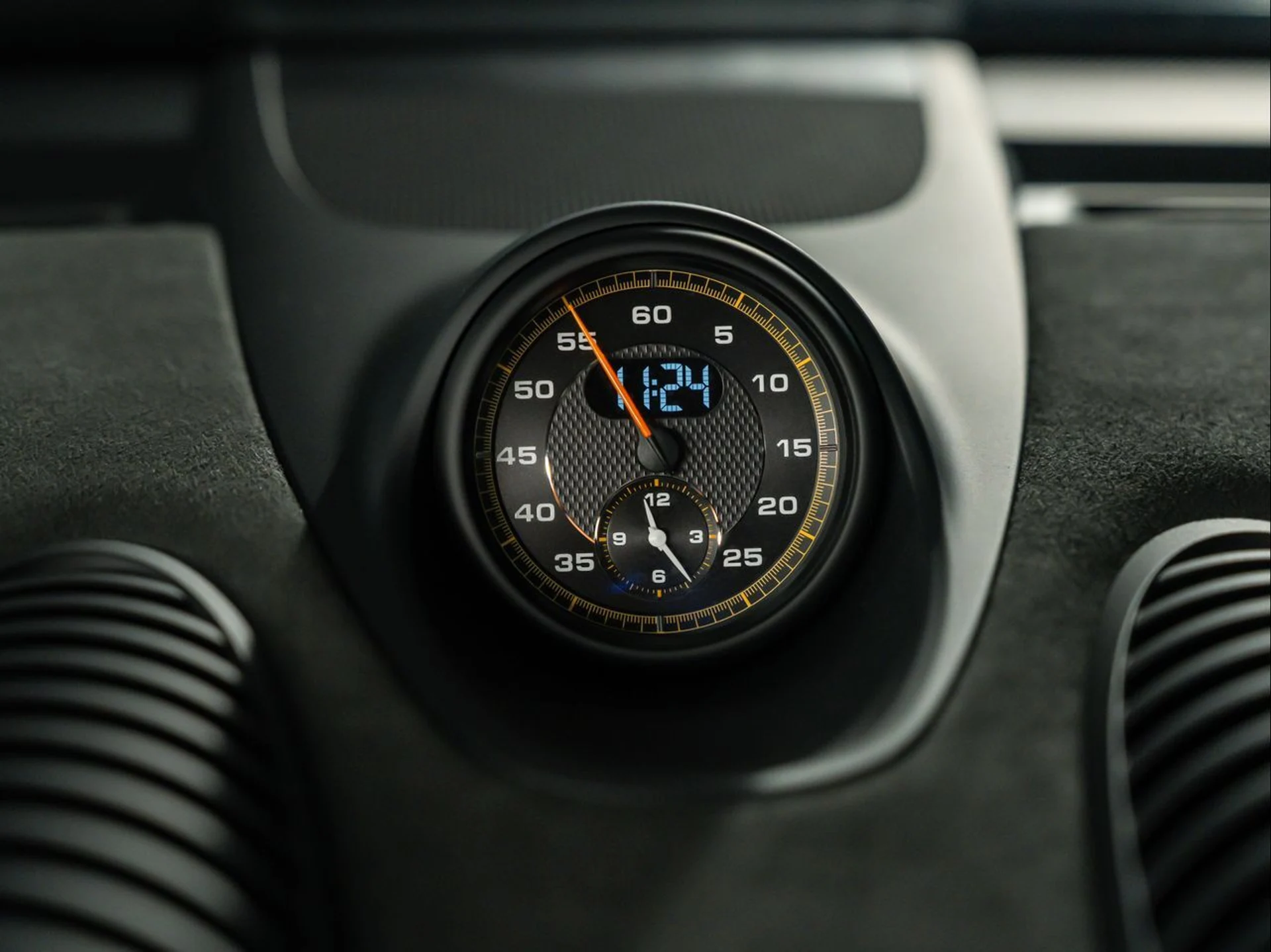 mph028_1501985812_fe12e8b5de4624b46c704ae96e28a449_8937acc2a5