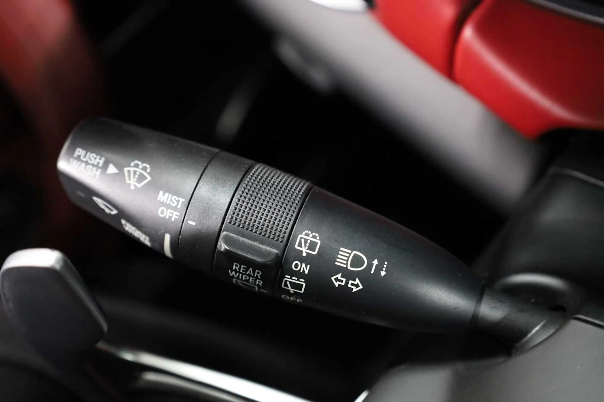 mph028_150327392_c24de2371e3f9fe27a925fe75b8cbc66_8e34a188cf