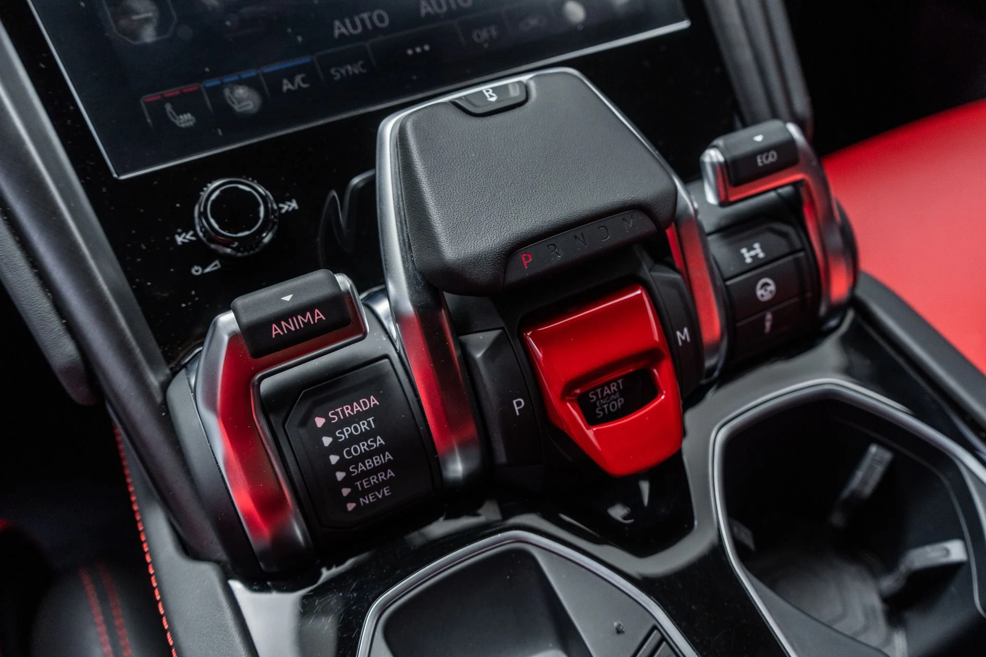 mph028_1504136350_Used_2021_Lamborghini_Urus_Bang_and_Olufsen_Audio_Two_Tone_Interior_641_Horsepower_1773860440_44d0573480