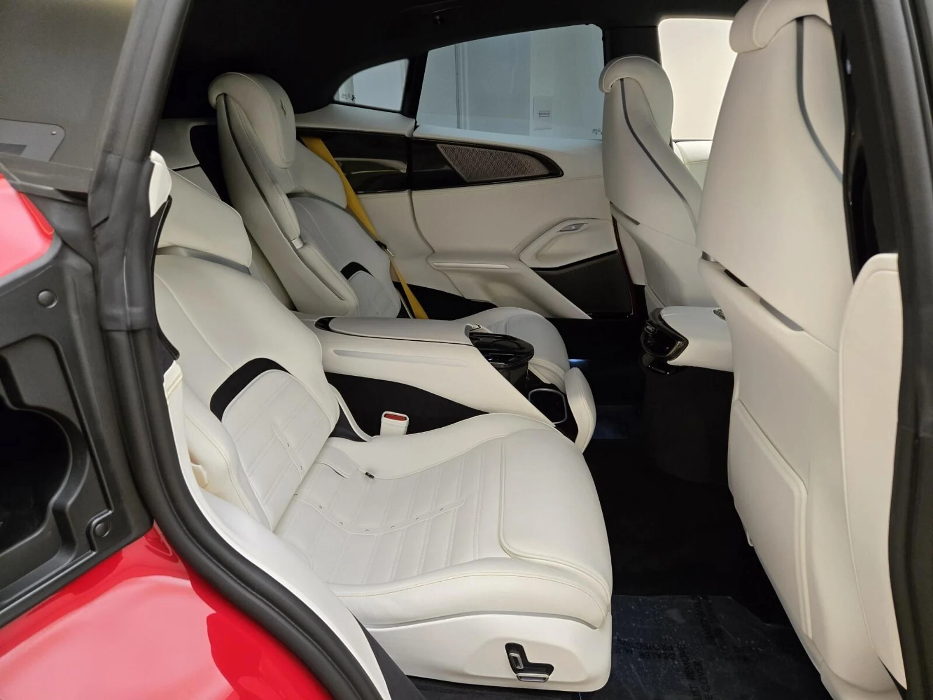 mph028_1505039909_Used_2025_Ferrari_Purosangue_1768891638_4938c81364