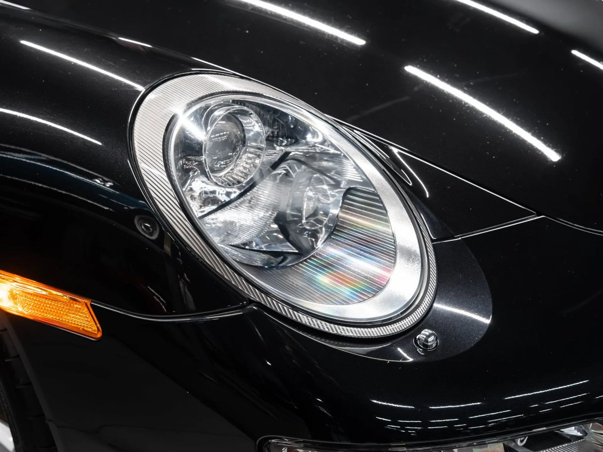 mph028_1507079194_porsche_911_2006_052d5b1c1f