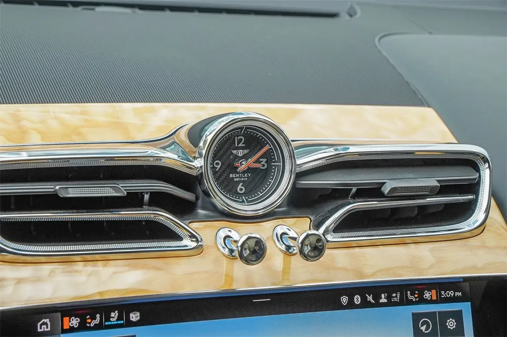 mph028_1507157523_fc3f0eba1b974afea1f77755765200b6_31197ace9e