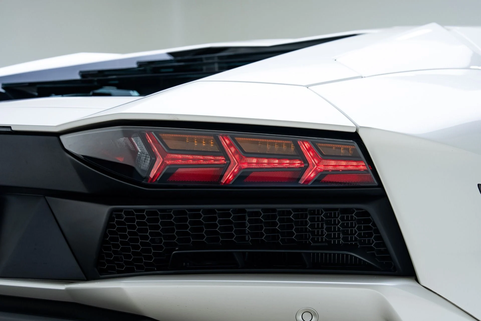 mph028_1510256221_Used_2017_Lamborghini_Aventador_LP_740_4_S_1775604663_433921591a