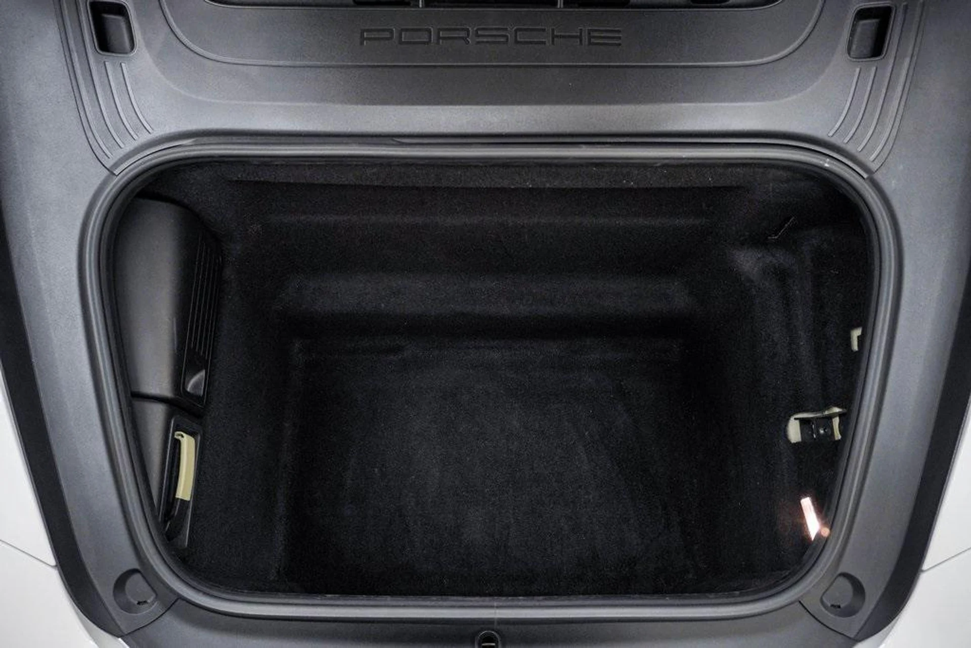 mph028_1511680125_y18y_Cr8s9y_Kf_V_Xj_Ag_BK_Ma6u_CM_4_E_84f29197f9