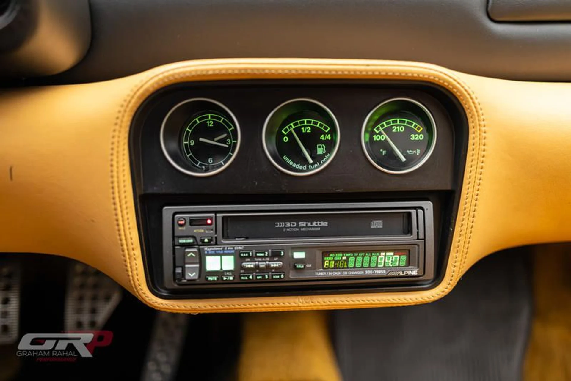 mph028_1514200344_4222_AE_9_C_8008_46_F6_8_B47_57619_CD_41_F4_D_26efe72c6d