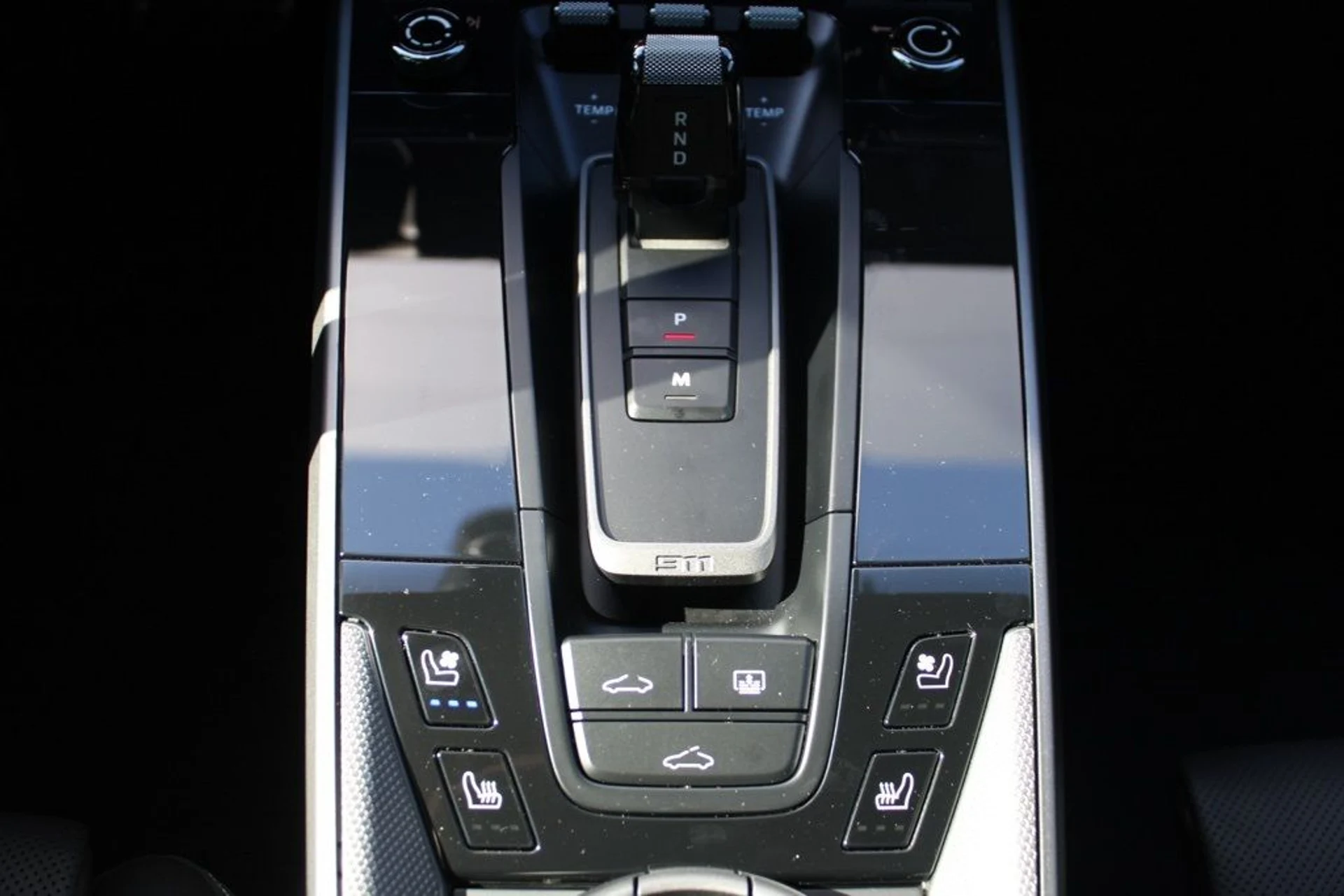 mph028_1523073477_02a9614f1a288d7848224b9252aaedce_ef0a7368fc