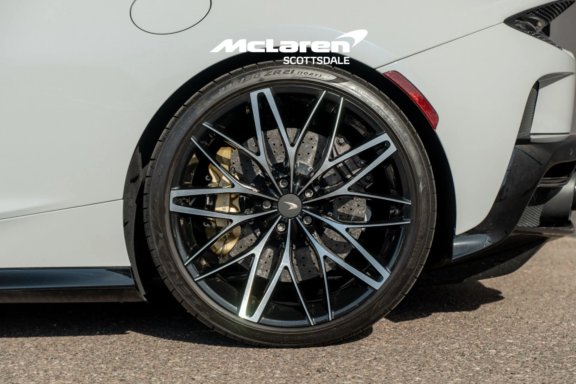 mph028_1527340810_Used_2025_MCLAREN_GTS_1787935929_9d3fb89d7a