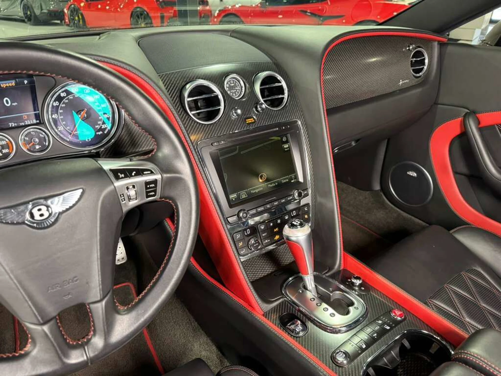 mph028_153025960_2434e98af23c445d89003badd09e01db_69d262be62