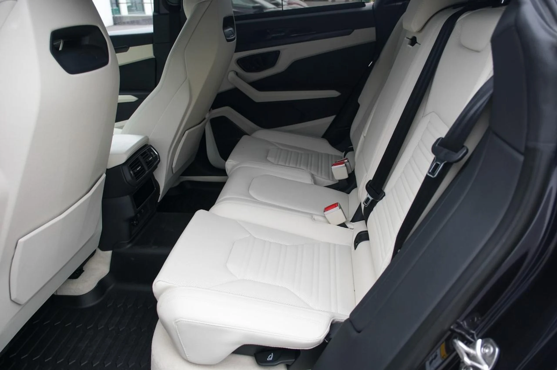 mph028_1534458823_243baad8e9a21b1263abfce96604c988_926edde591