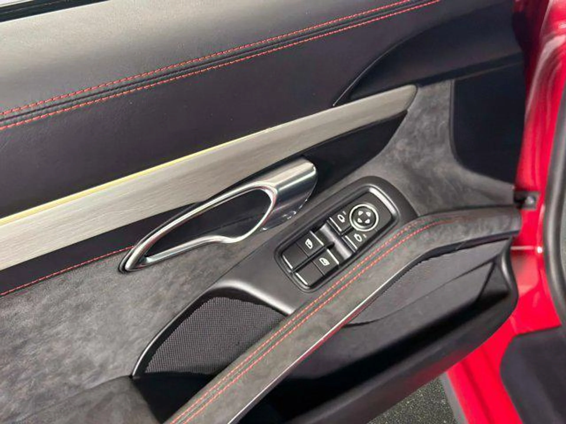 mph028_1535080599_2mnu_Sxq_WCJ_70_Xwt_P8_B_Ud5_Ue_JDQ_8f8bcfe321