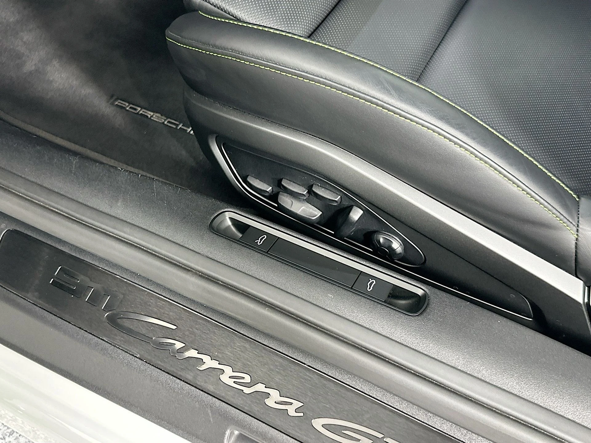 mph028_1535922493_54684e4553c067ed8c47deededca7201_bad49d4d8f