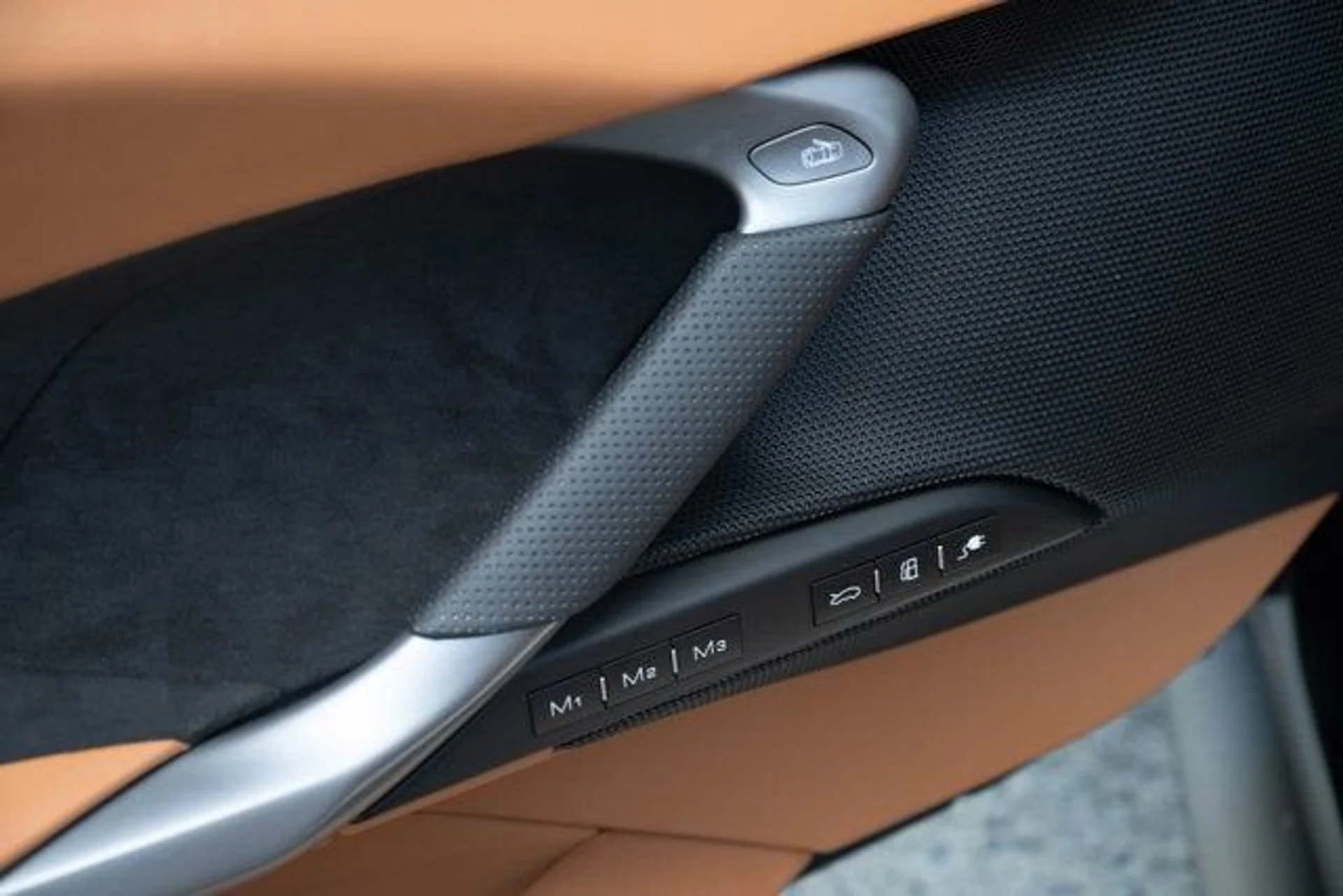 mph028_1536965162_4d0d563796a2412cab5c5a0b4b003155_2a1ea2f042