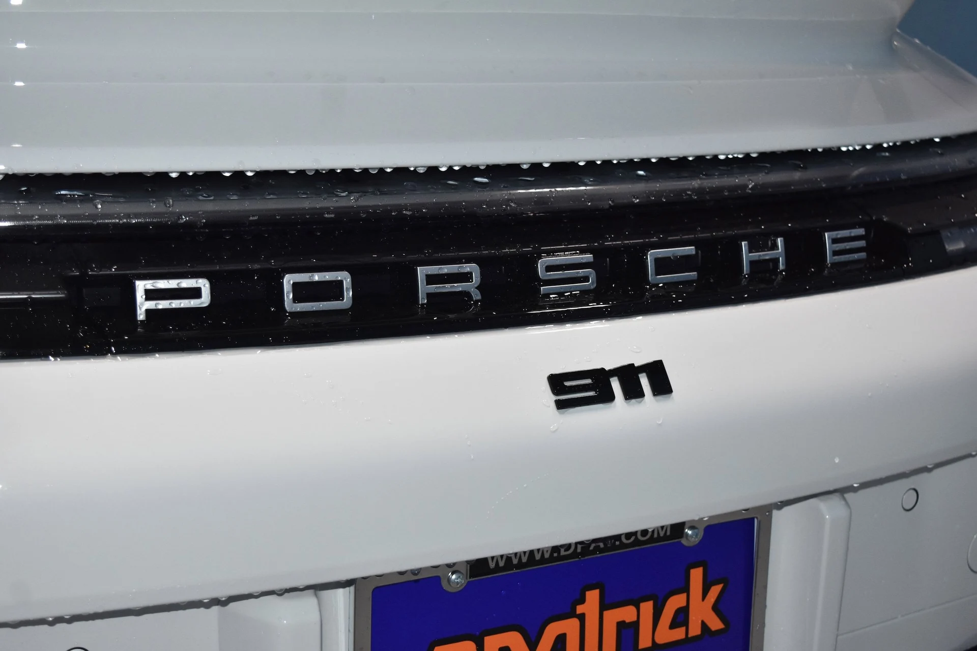 mph028_1550154646_ace1857f04cdd366956a19add7006a00x_0a8e944224