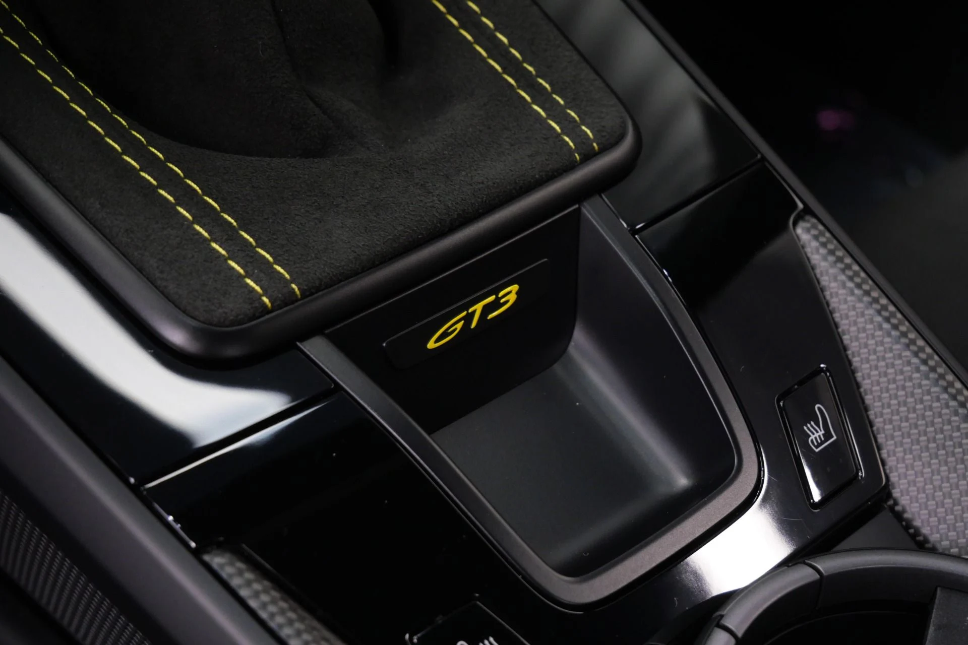 mph028_1550469033_Used_2022_Porsche_911_GT_3_1760037912_4c16873a31