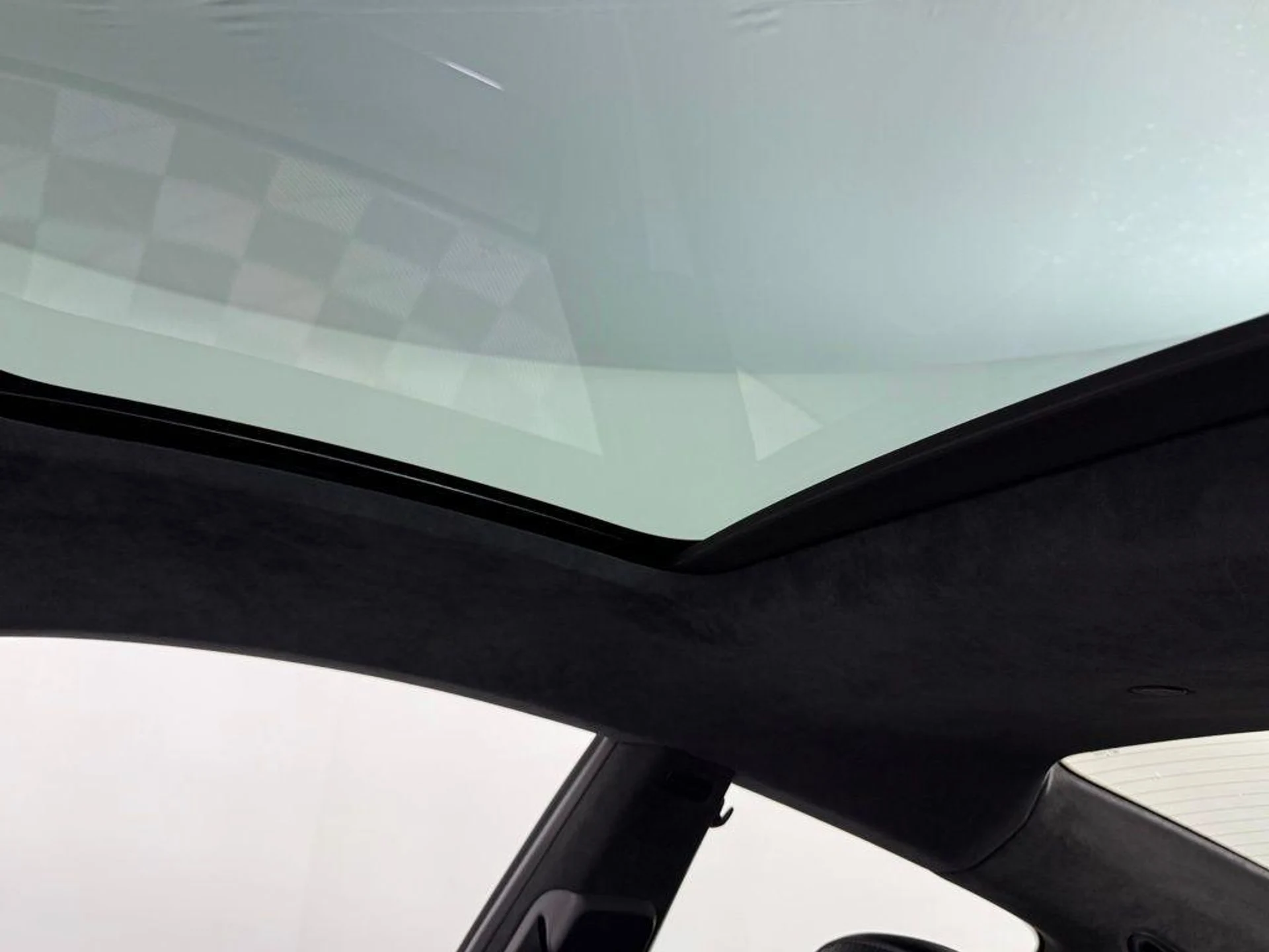 mph028_1552662435_bi_Bcr_D_Ez_Bdg_Gf_Q7_V4c_M0y796_B88_9a0d772132