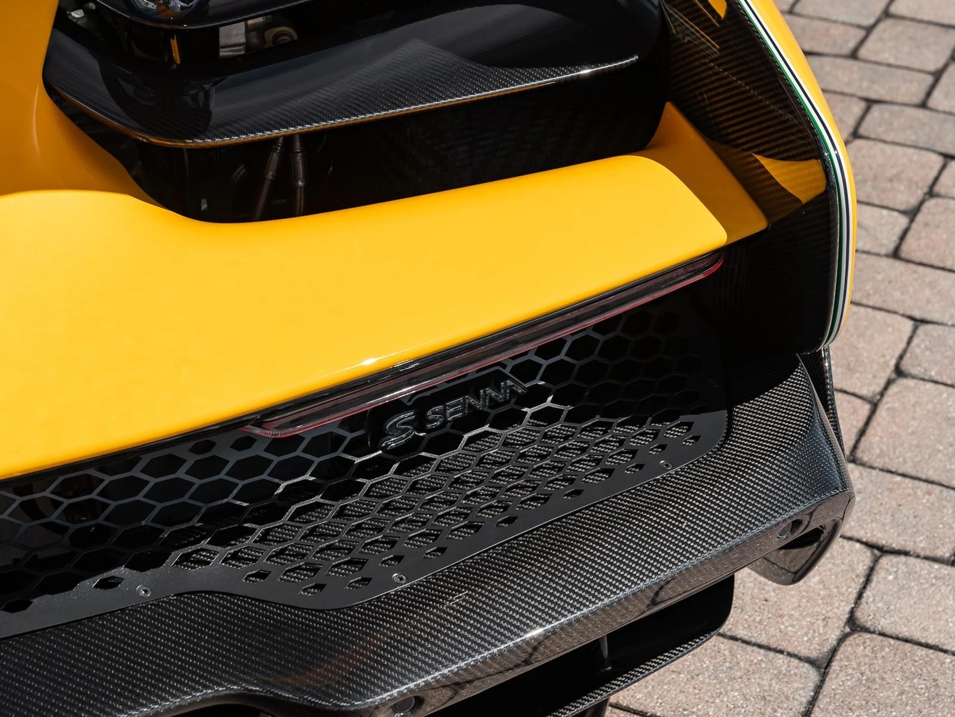 mph028_1559673308_Used_2019_Mc_Laren_Senna_1757779951_e5fcae4d4f