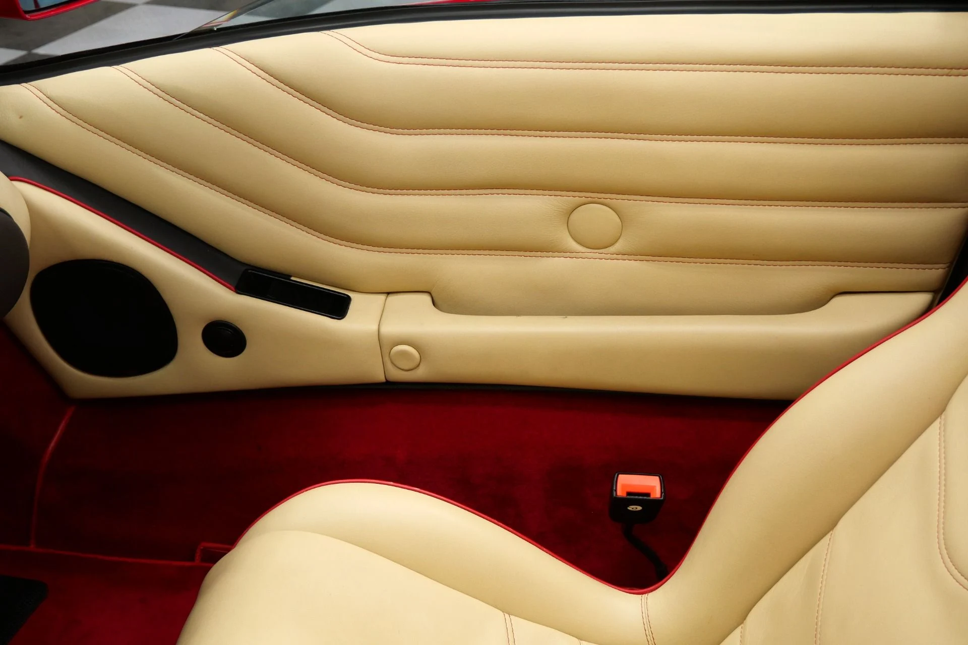 mph028_1561949127_Used_1999_Lamborghini_Diablo_VT_Roadster_1747321276_a5424d0ef6