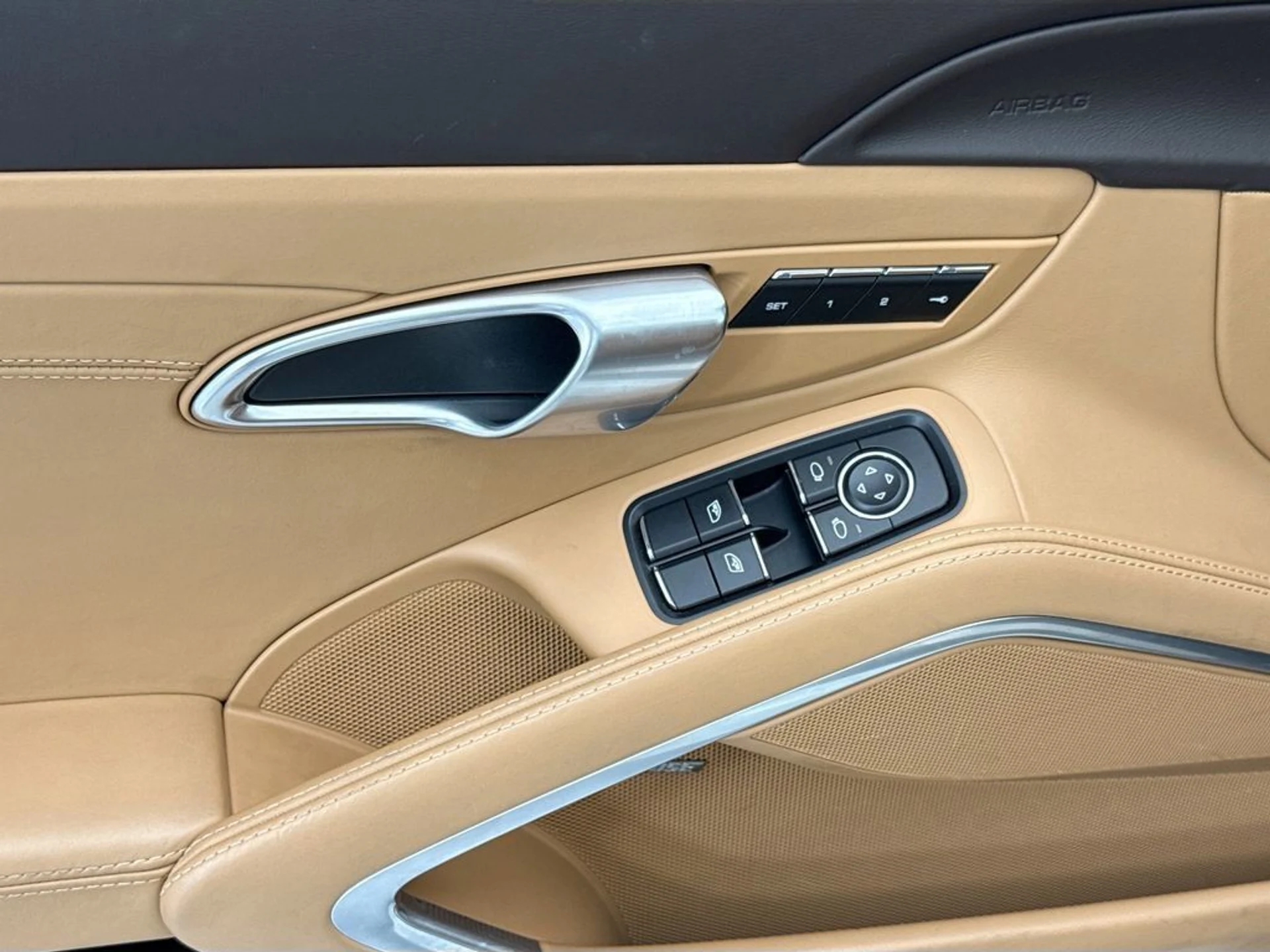 mph028_1569388141_used_2019_porsche_911_targa4s_8119_23024698_29_1024_4f7163d504