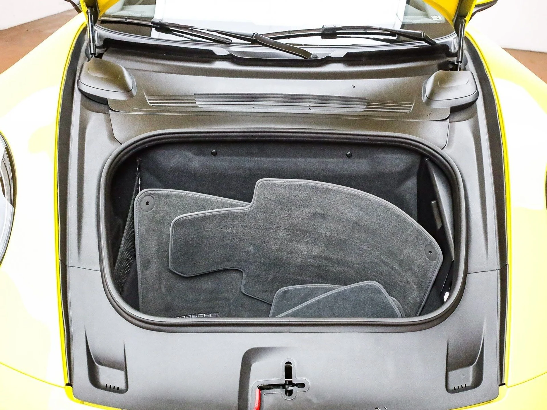 mph028_1570903423_59902276c02068fb16ad05e47609173bx_1fe33d9264