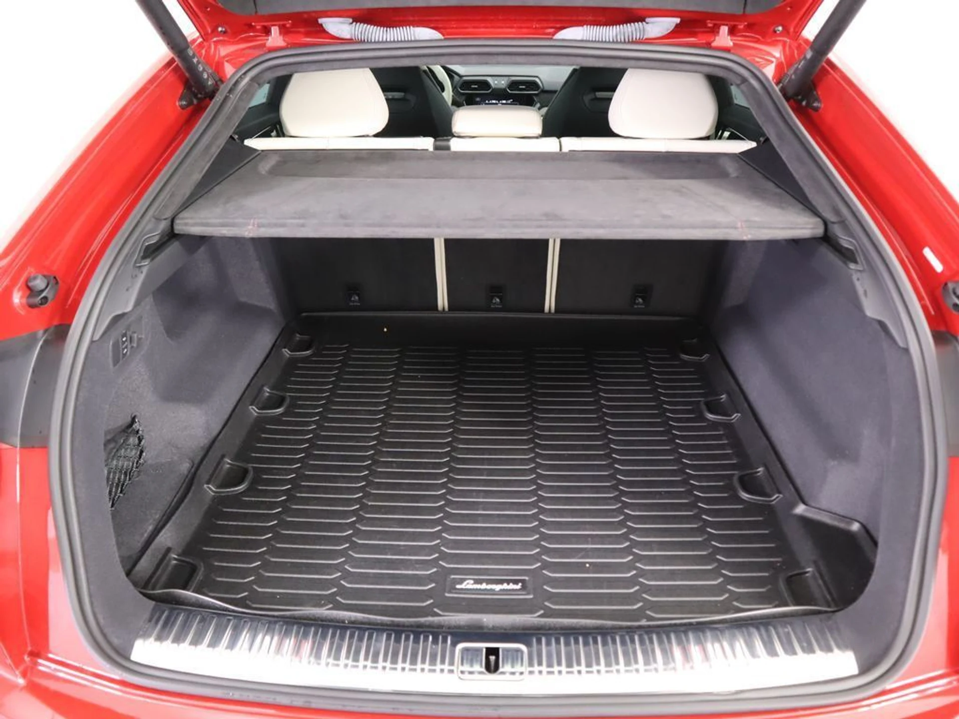 mph028_1572325521_used_2024_lamborghini_urus_sawd_8119_22965395_29_1024_cea6c1bc41