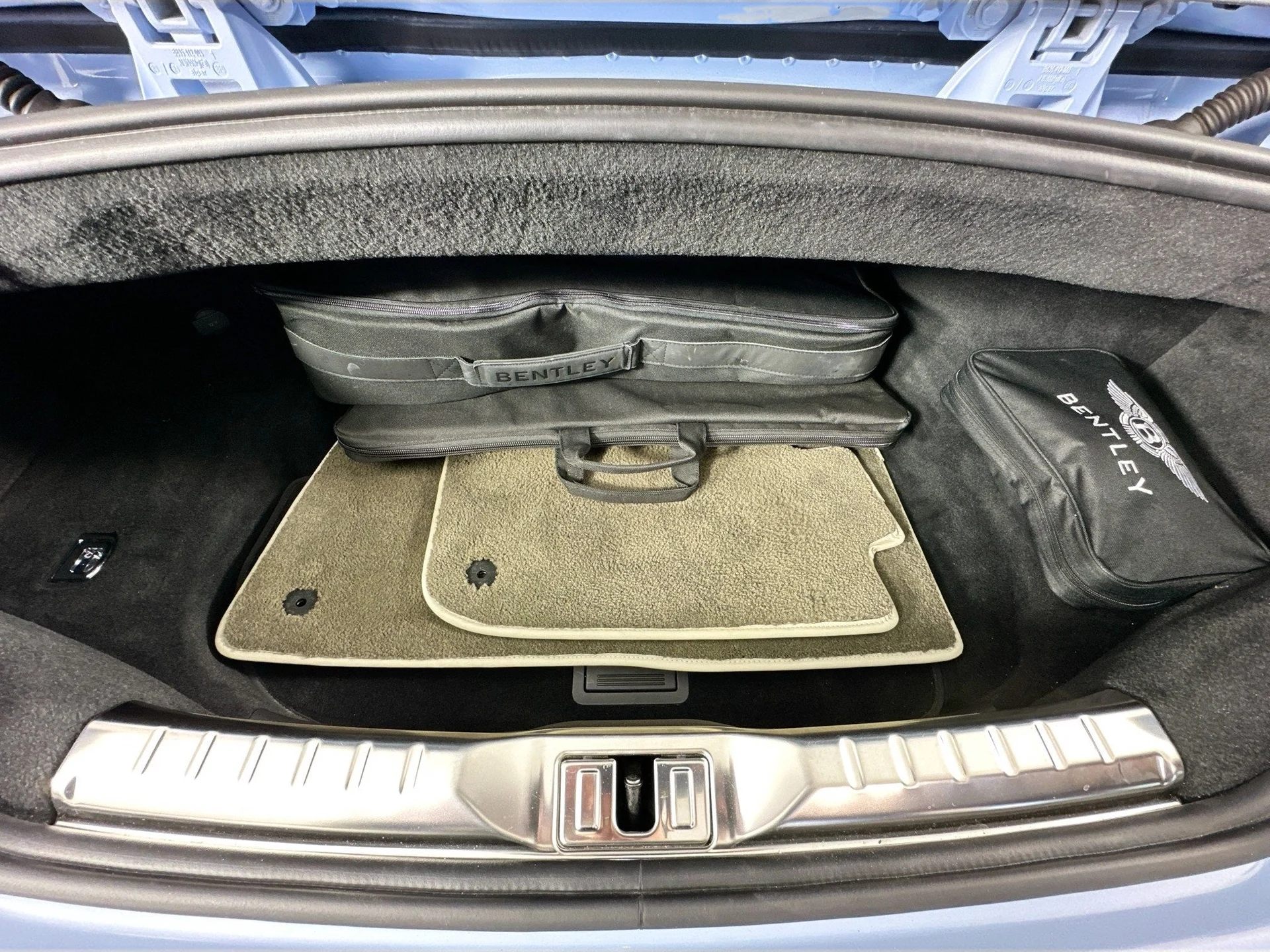 mph028_1577113583_29_b6601c7c75