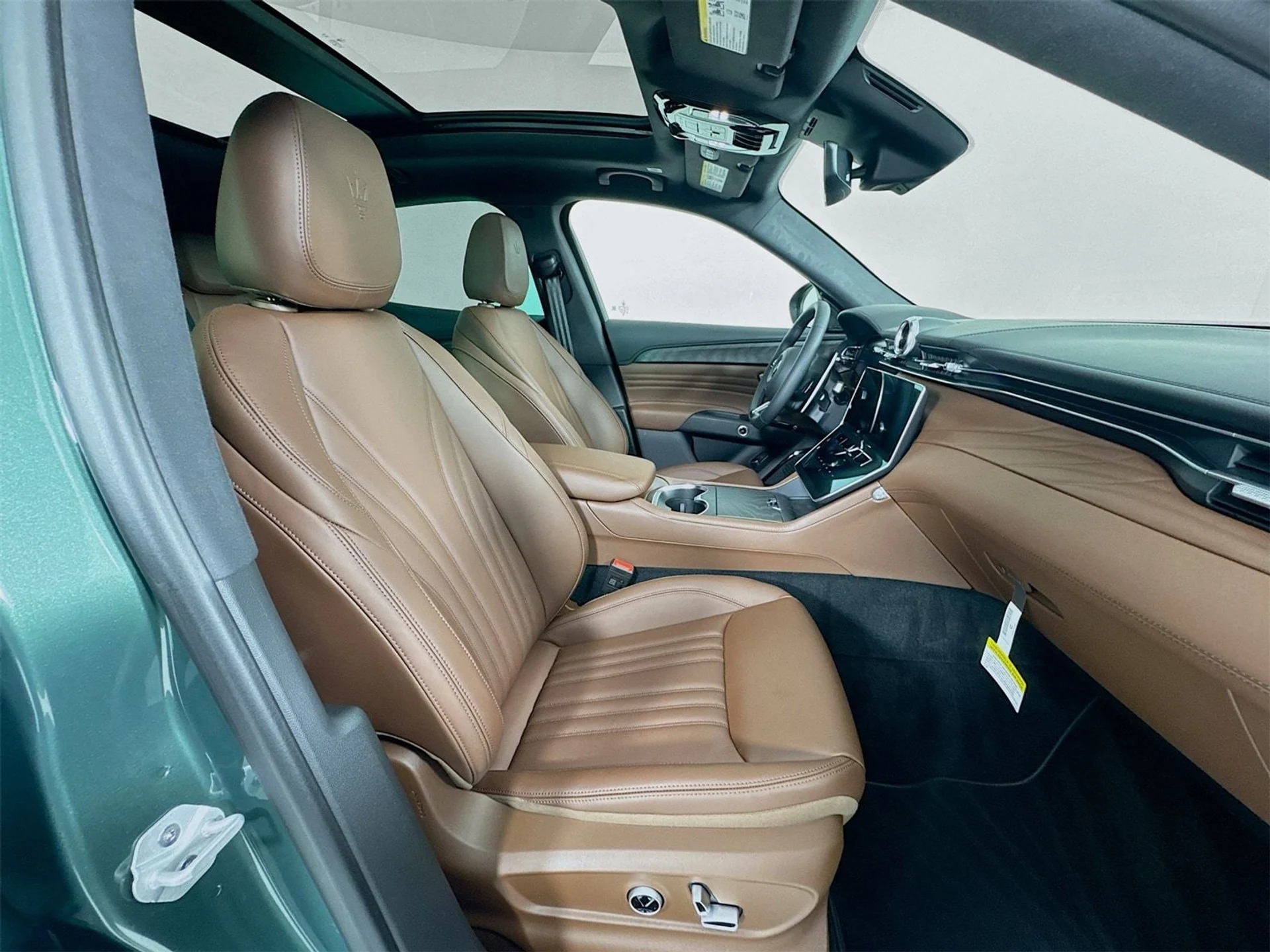 mph028_1578539382_9c3d450a5c8b024f5655d91ca5be7a08x_d94ff68222