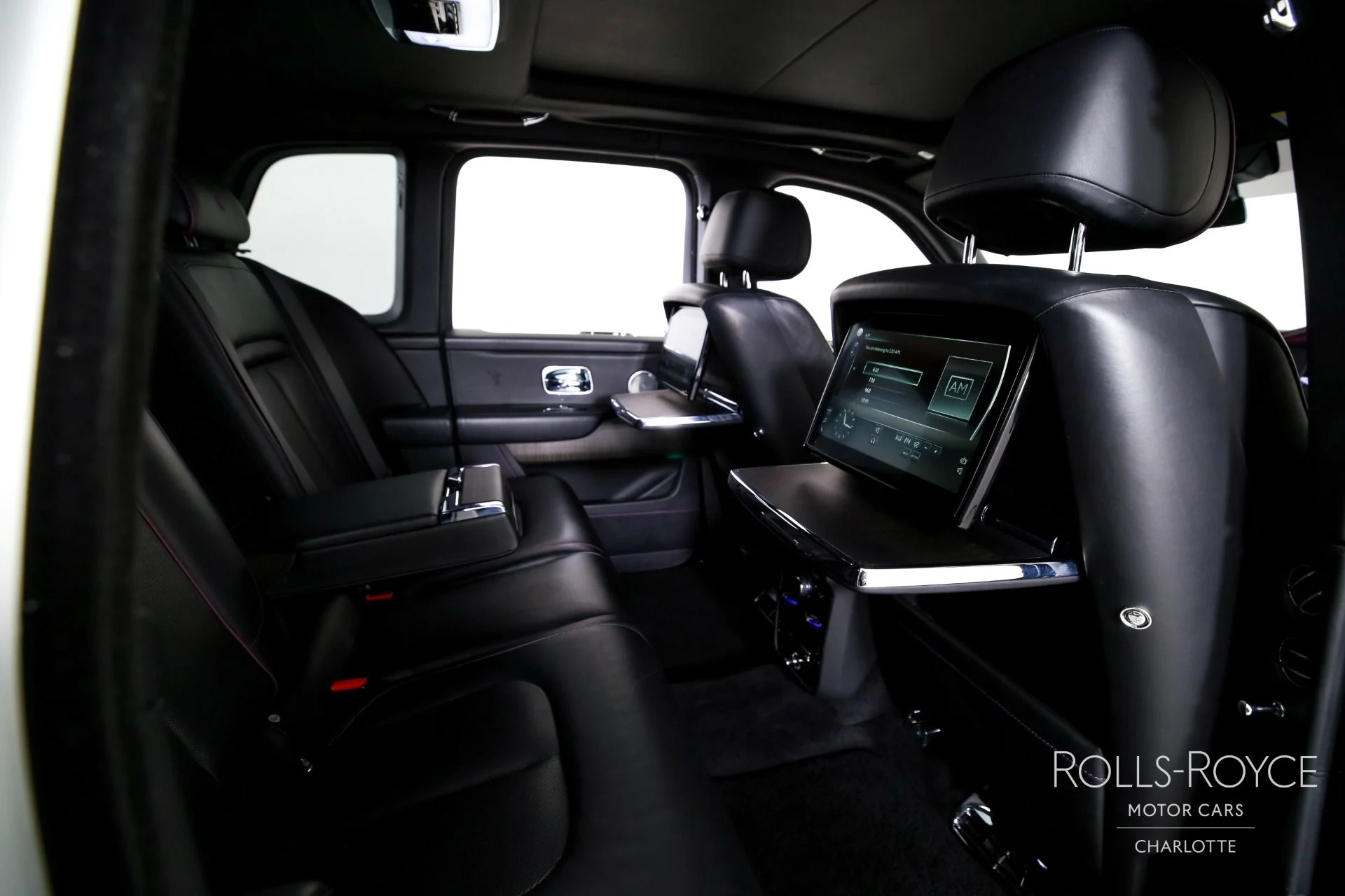 mph028_1580911519_Used_2019_Rolls_Royce_Cullinan_1771361502_64e36be5d3