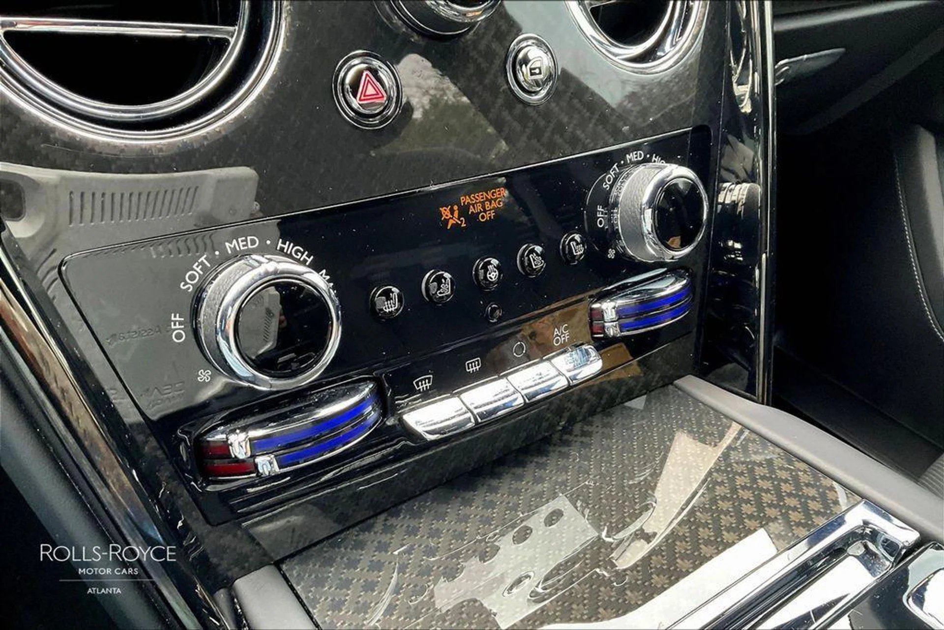 mph028_158108828_Pw_K_d_Bd_Uy_Pw_BB_Vvg_R7_AQ_2_LBB_Vx_E_192d48bc7f