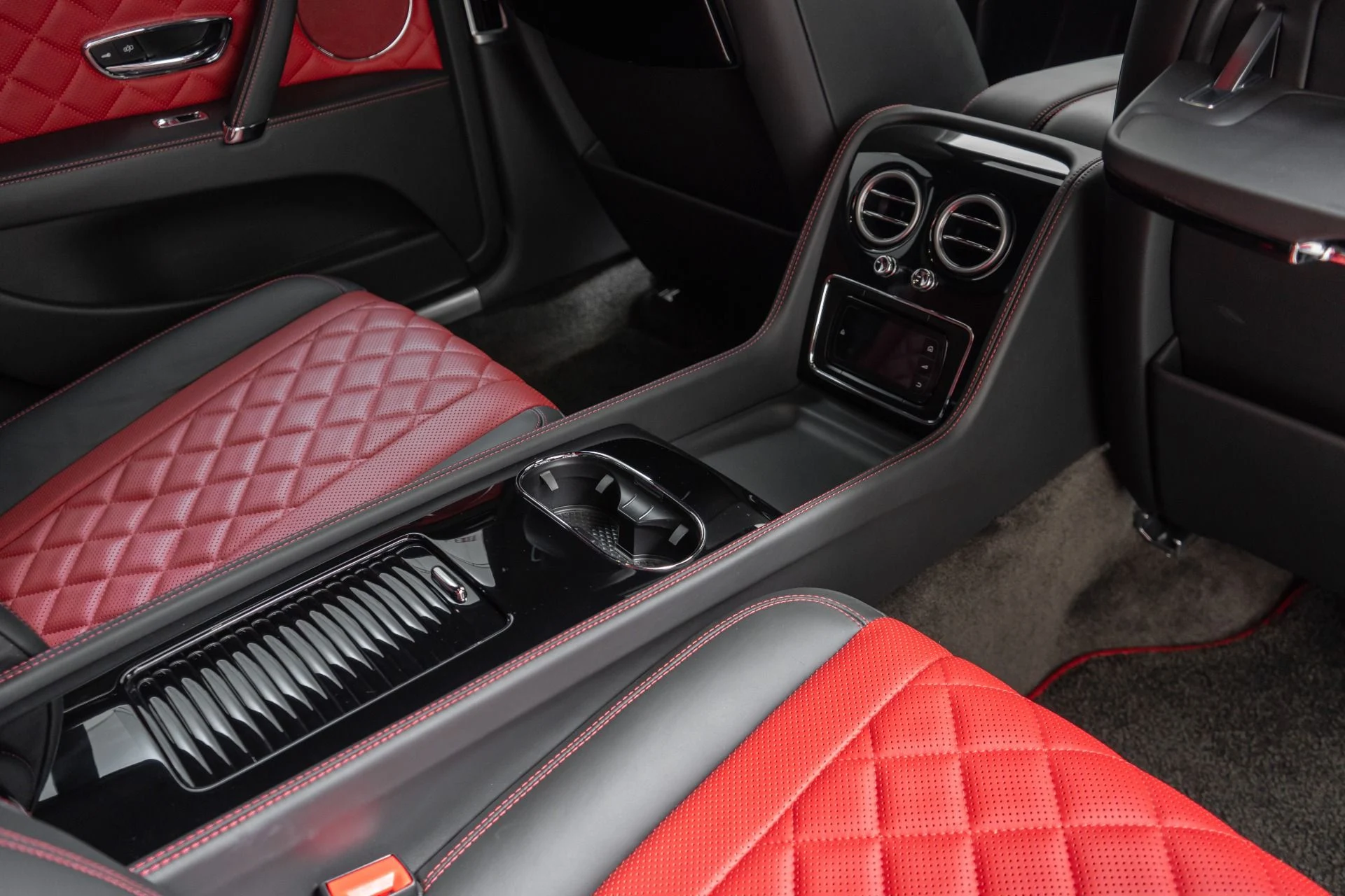 mph028_159180201_Used_2017_Bentley_Flying_Spur_V8_S_Two_Tone_Interior_Low_Miles_521_Horsepower_1773860463_f2015aa6f2