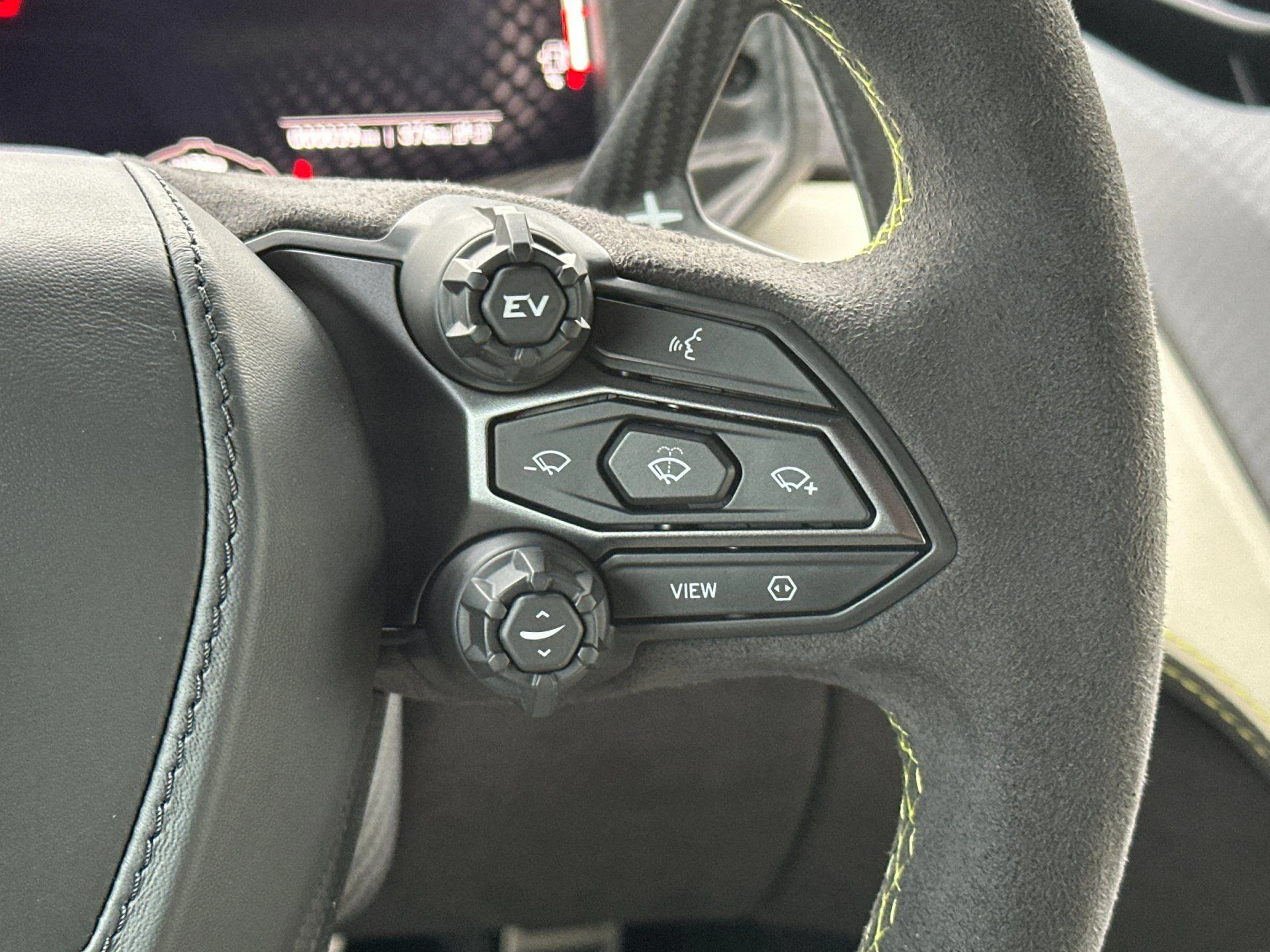 mph028_1596584102_New_2026_Lamborghini_Revuelto_1772877576_fa62317e64