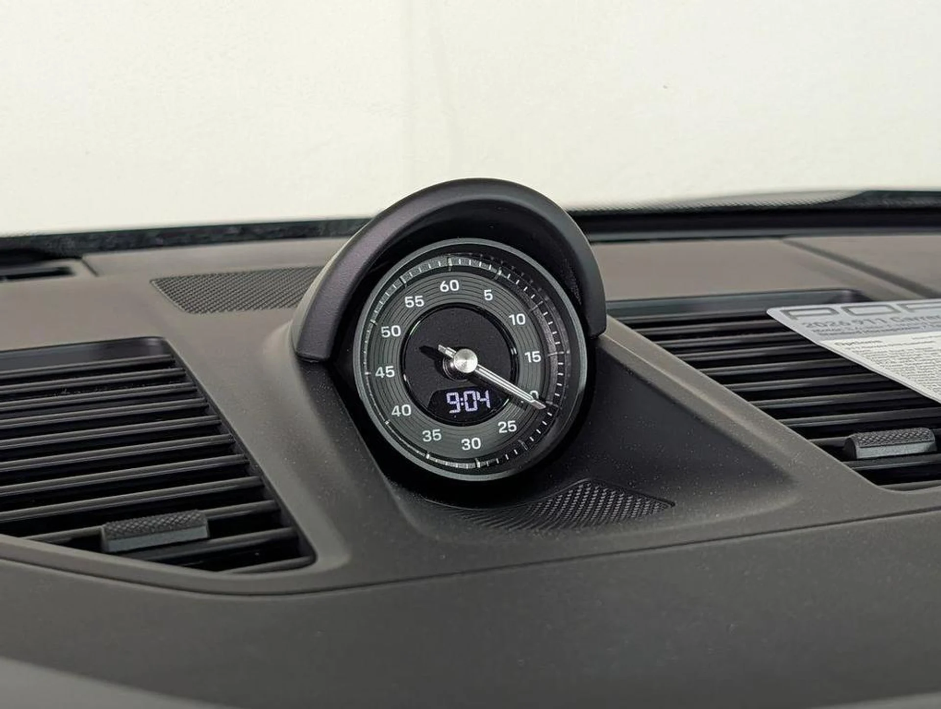 mph028_1599599530_w_Og8_DP_UIO_1_Q5u1_UDAXJZ_06fy_L0_38d87c4400