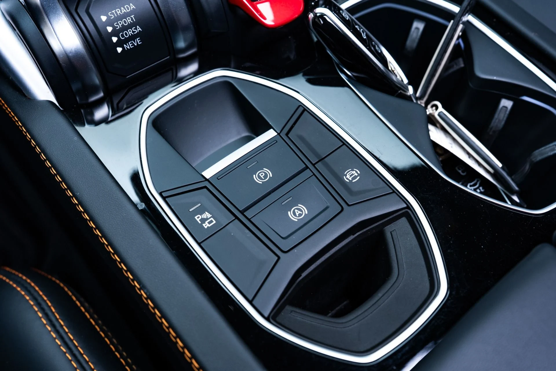 mph028_1602635879_Used_2023_Lamborghini_Urus_S_1775088134_cf826ec984