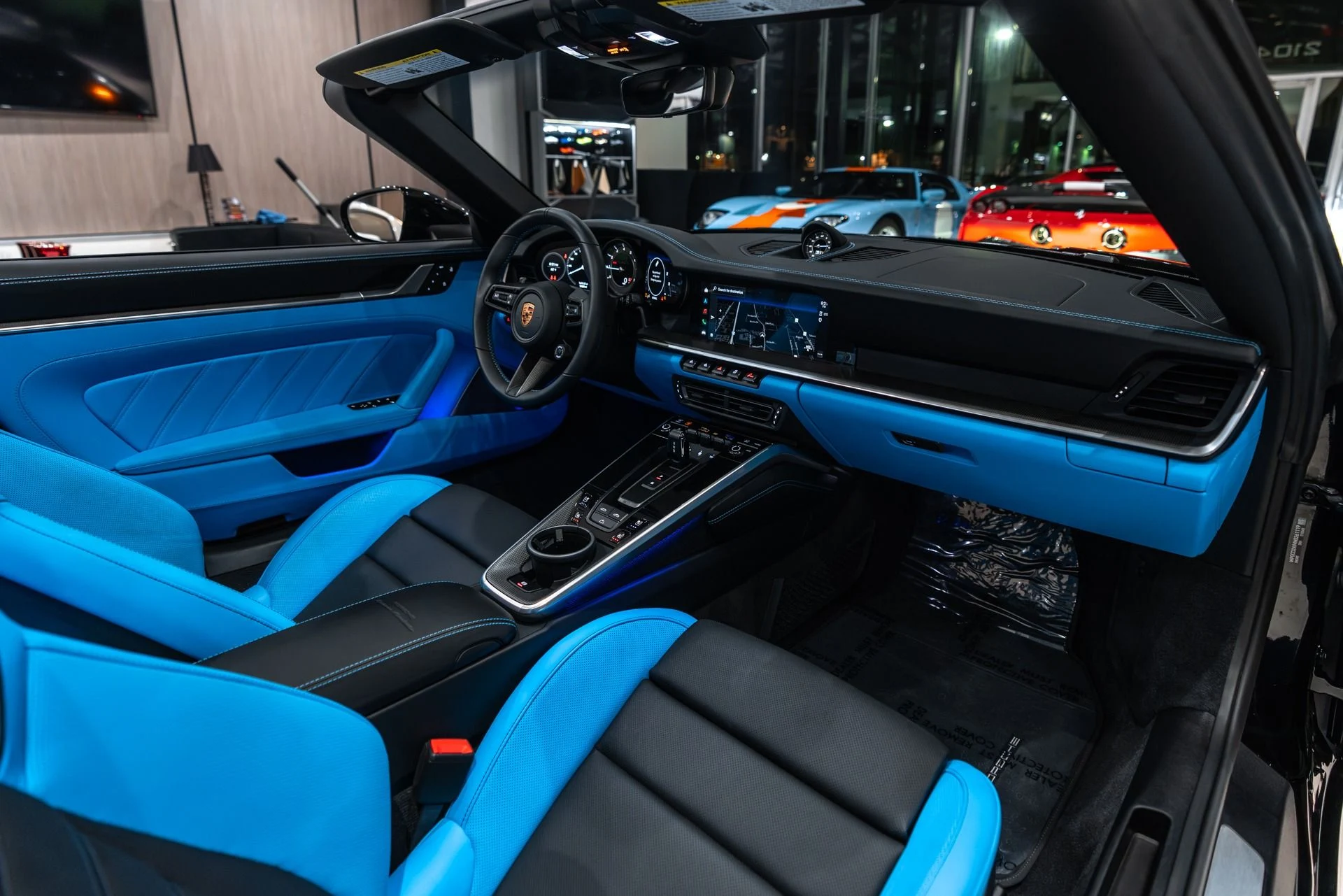 mph028_1604647588_11198_p29_l_a5398c0a95