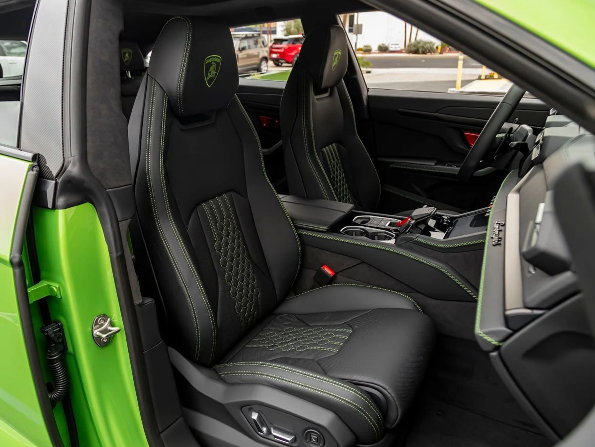 mph028_161638582_29_f82e016fb6