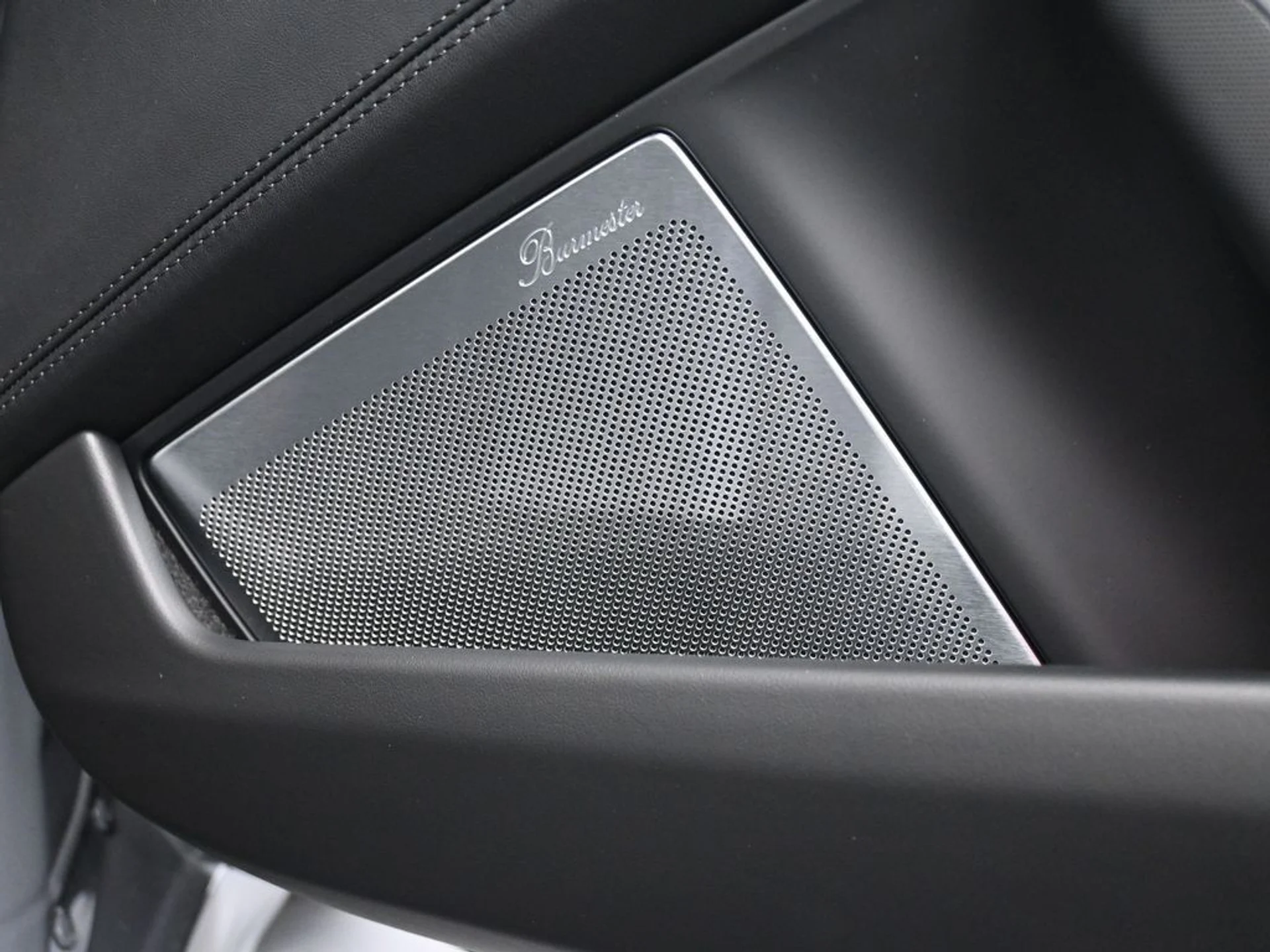 mph028_161648245_image_28_a109be78a4